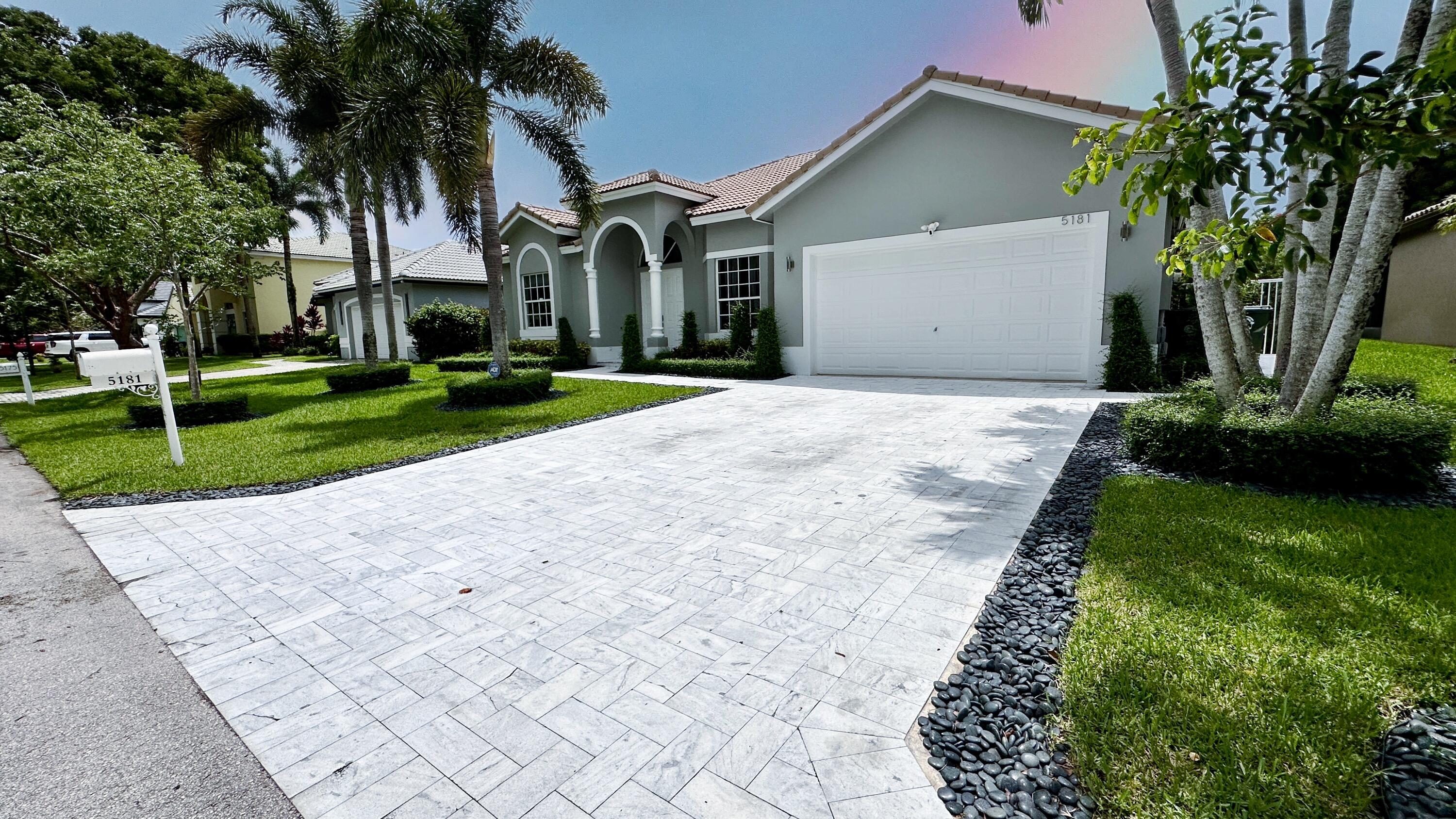 5181 NW 50th Terrace