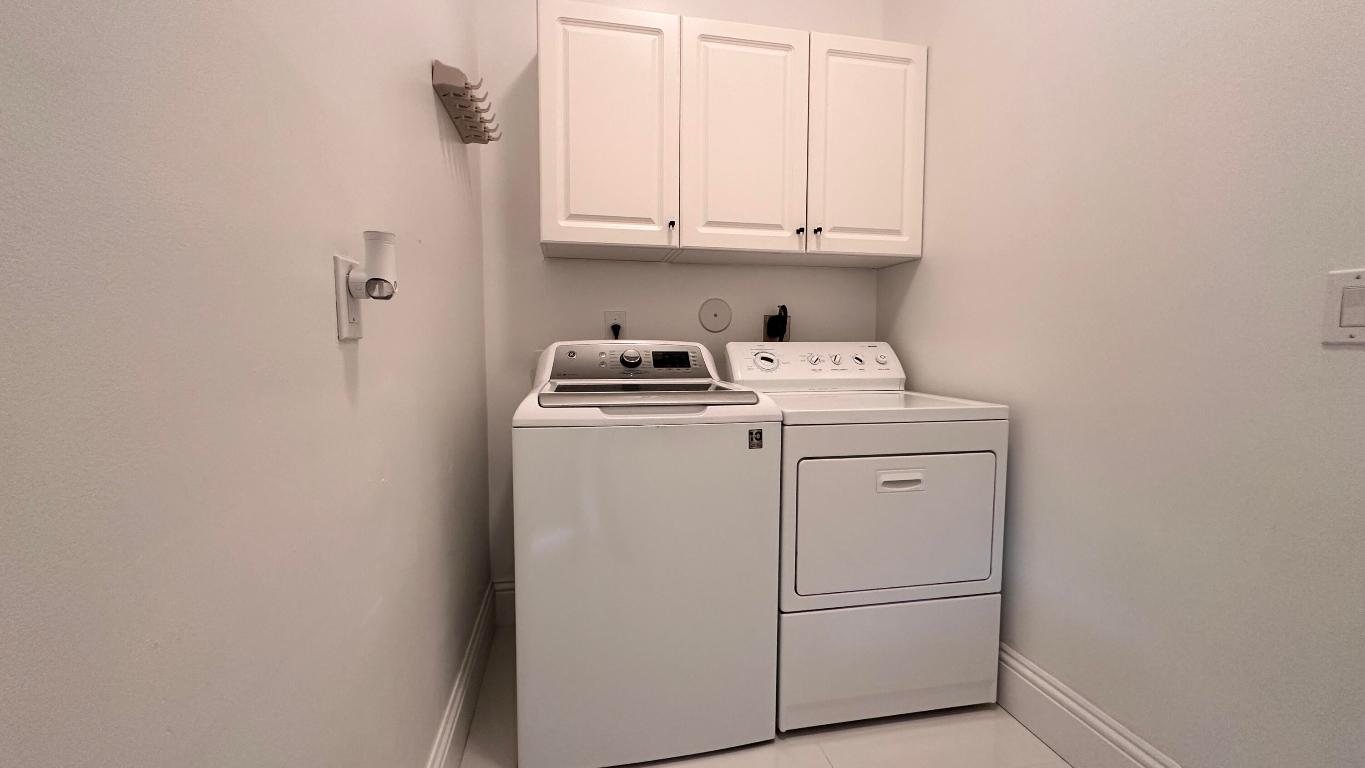 5181 NW 50th Terrace