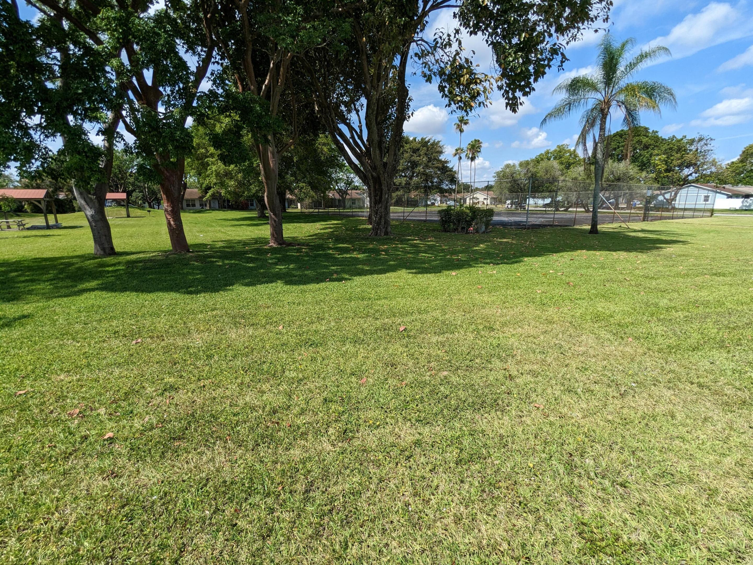 5540 Lakewood Circle H