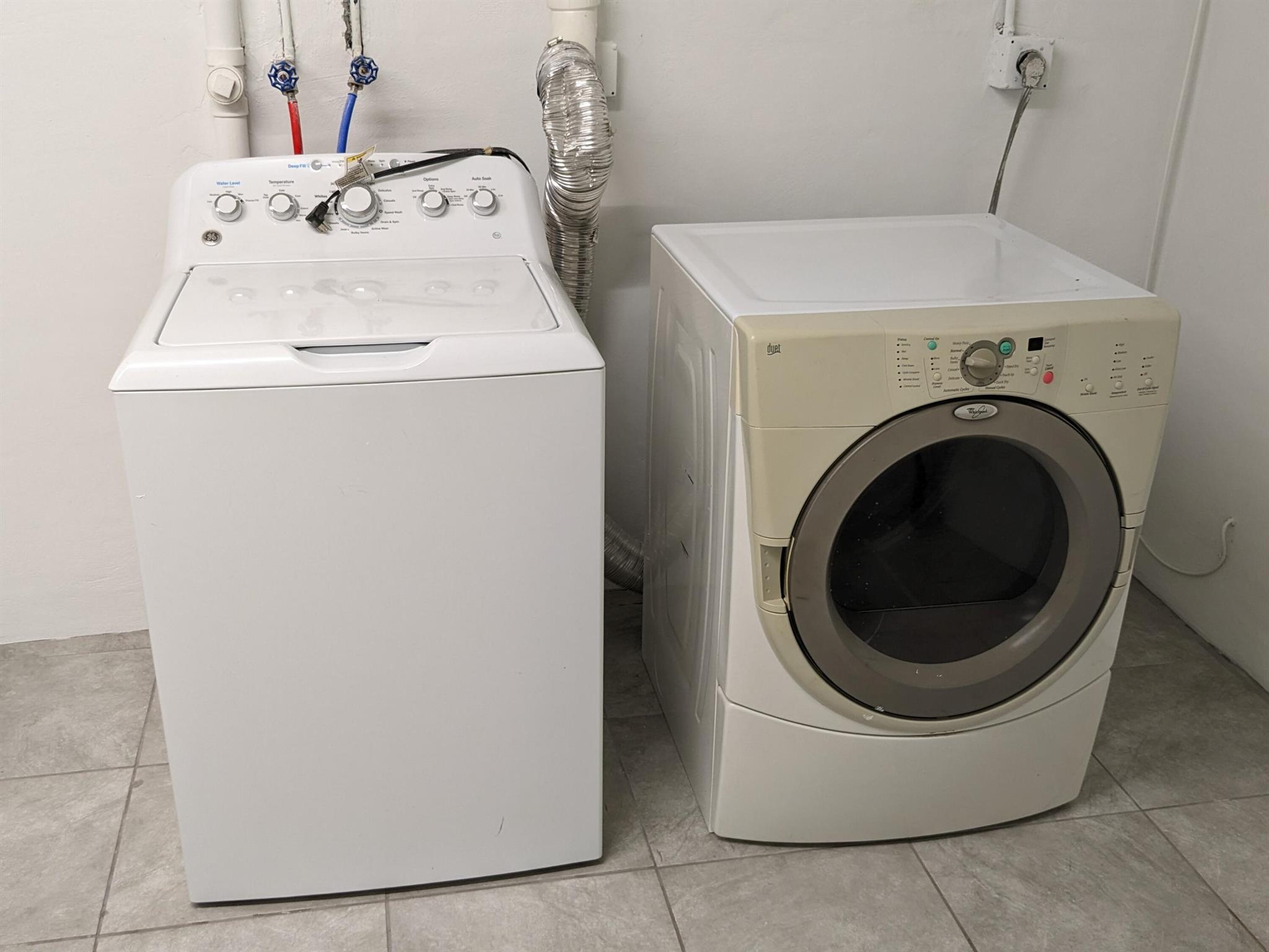 5540 Lakewood Circle H