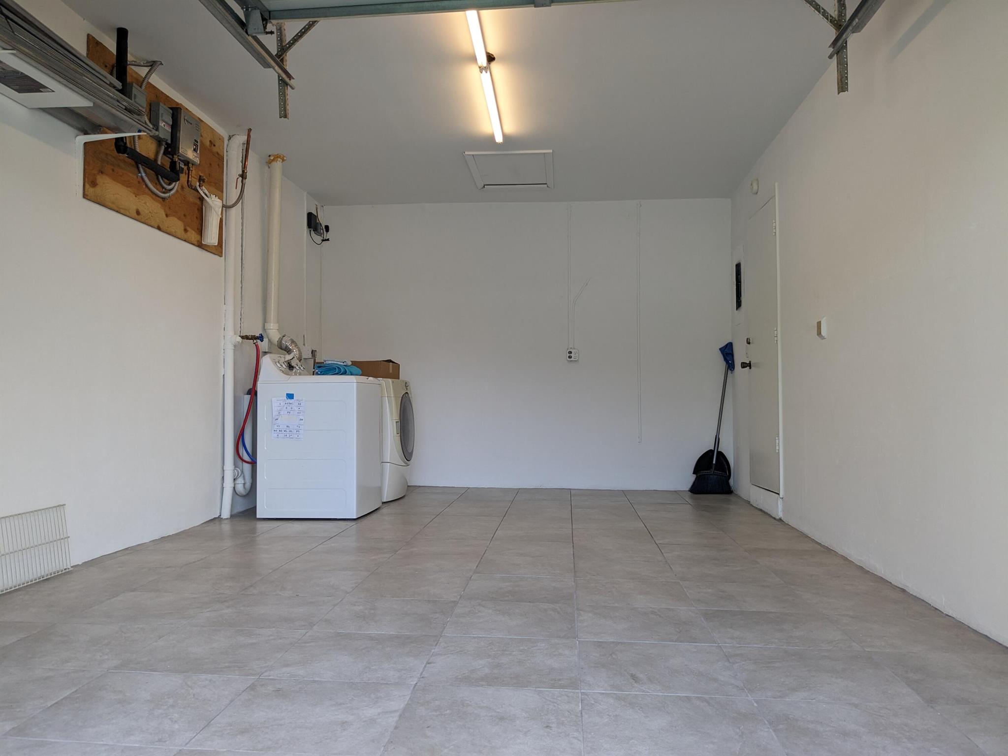 5540 Lakewood Circle H