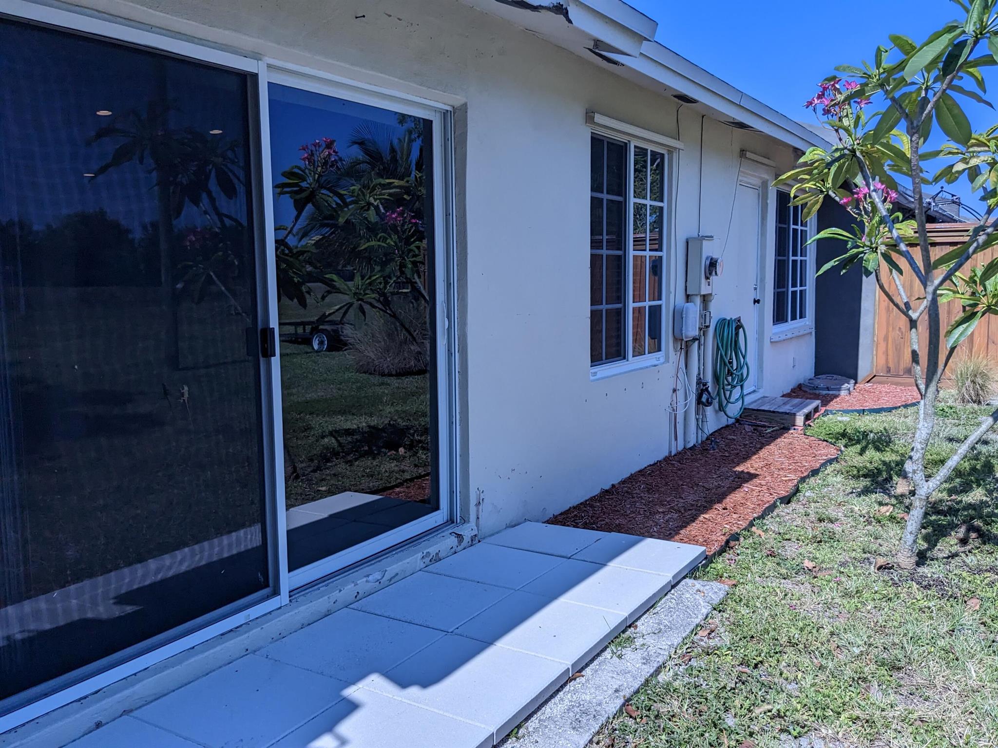 5540 Lakewood Circle H