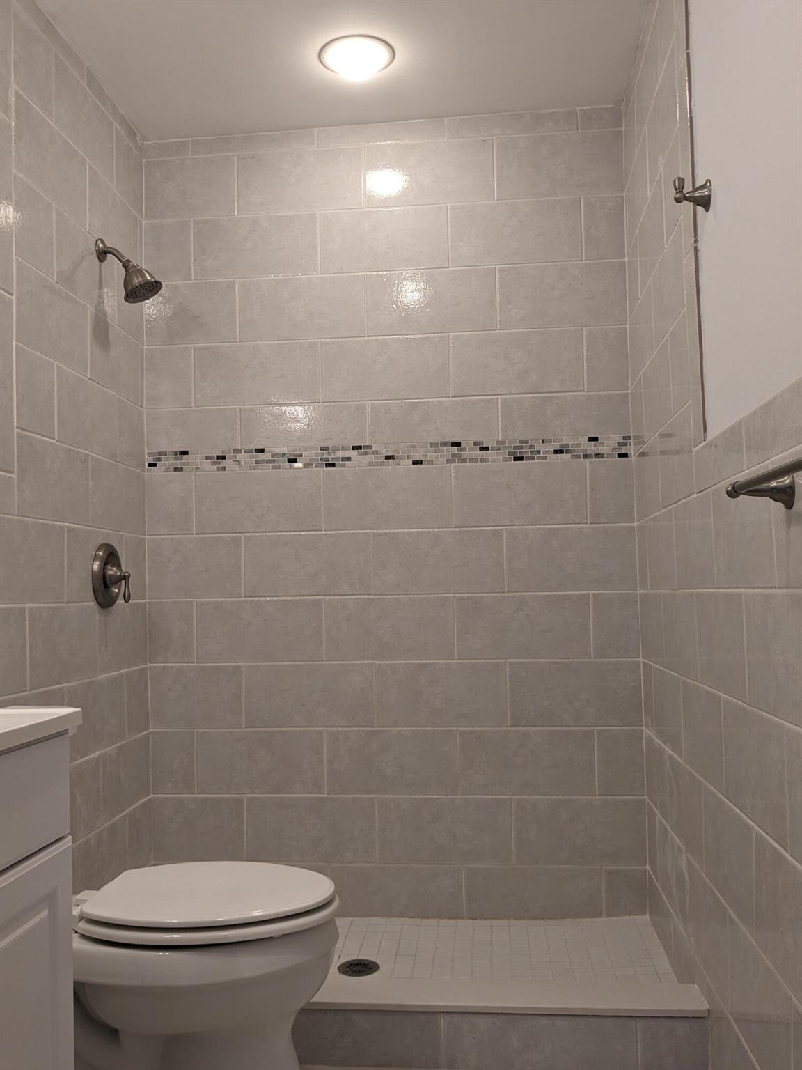 5540 Lakewood Circle H