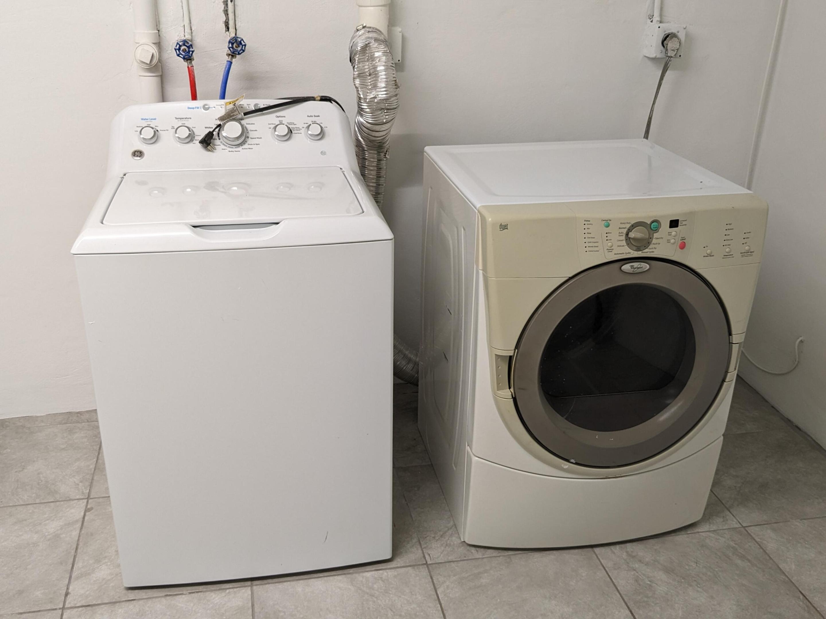 5540 Lakewood Circle H