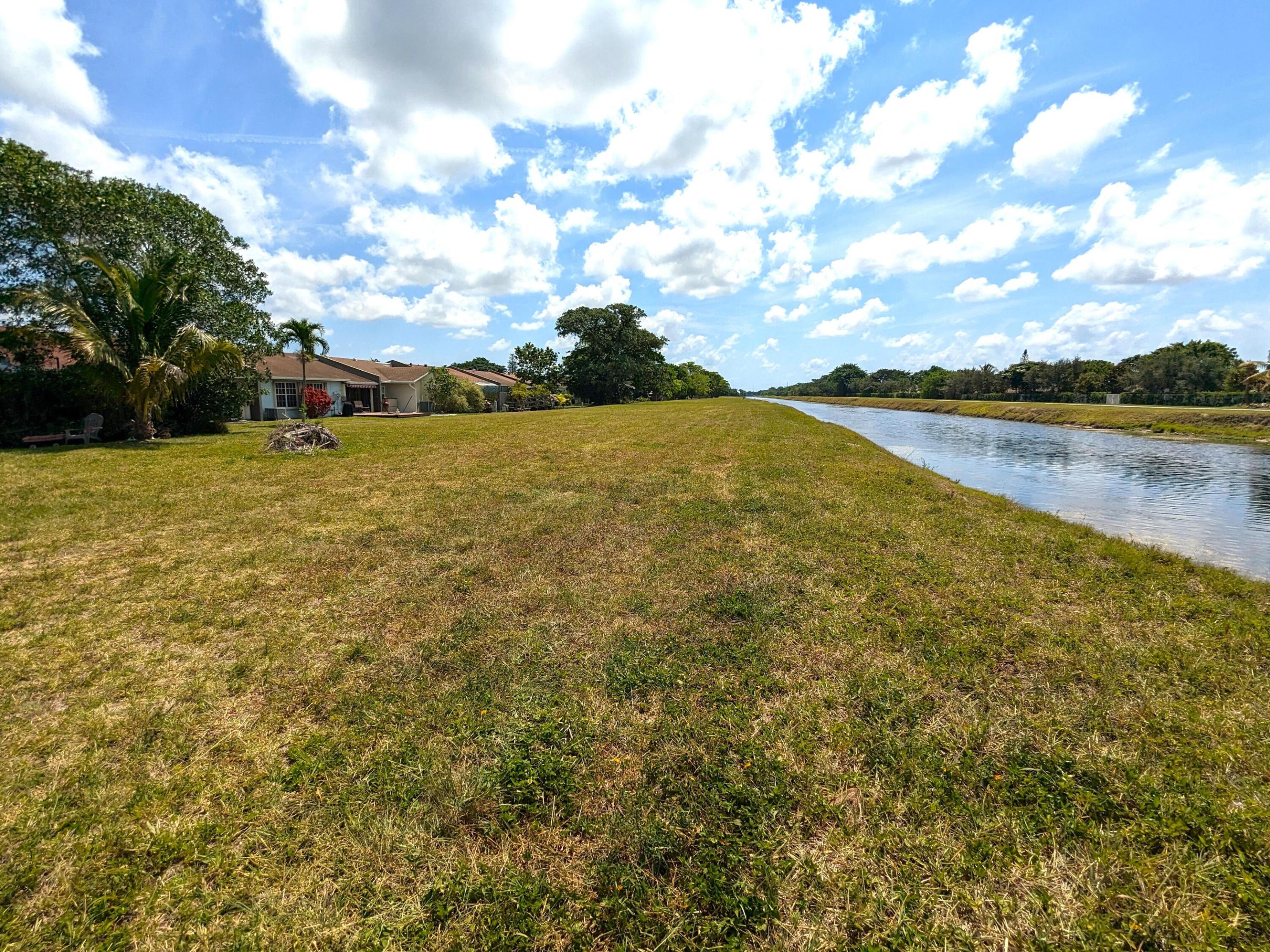 5540 Lakewood Circle H