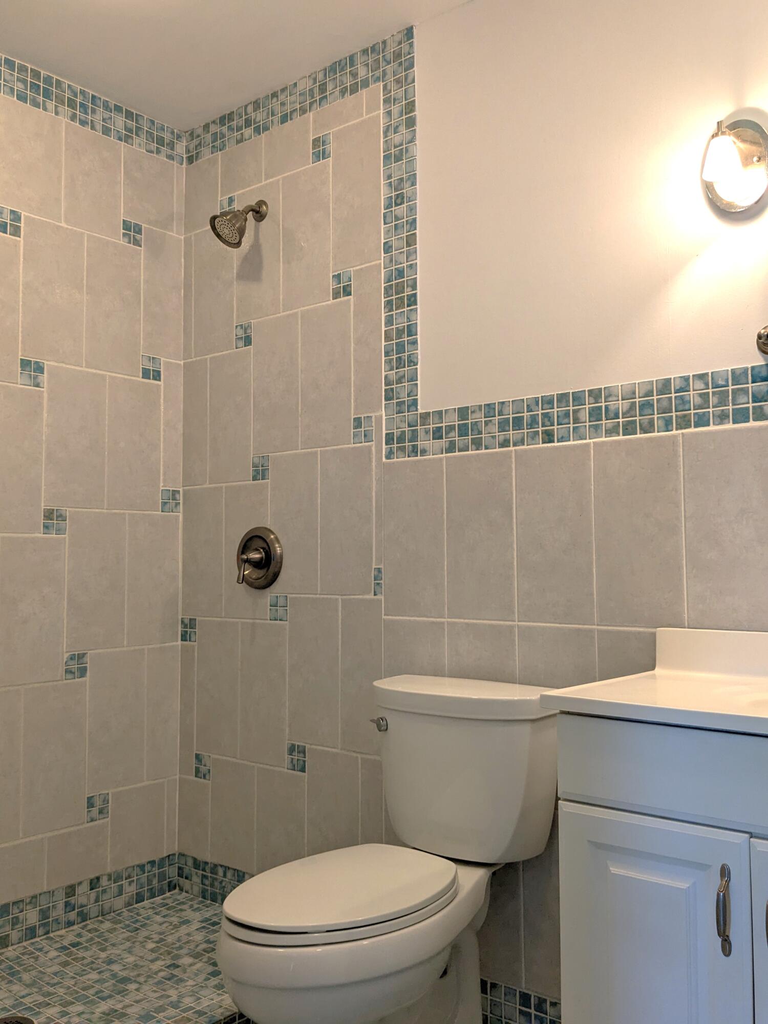 5540 Lakewood Circle H