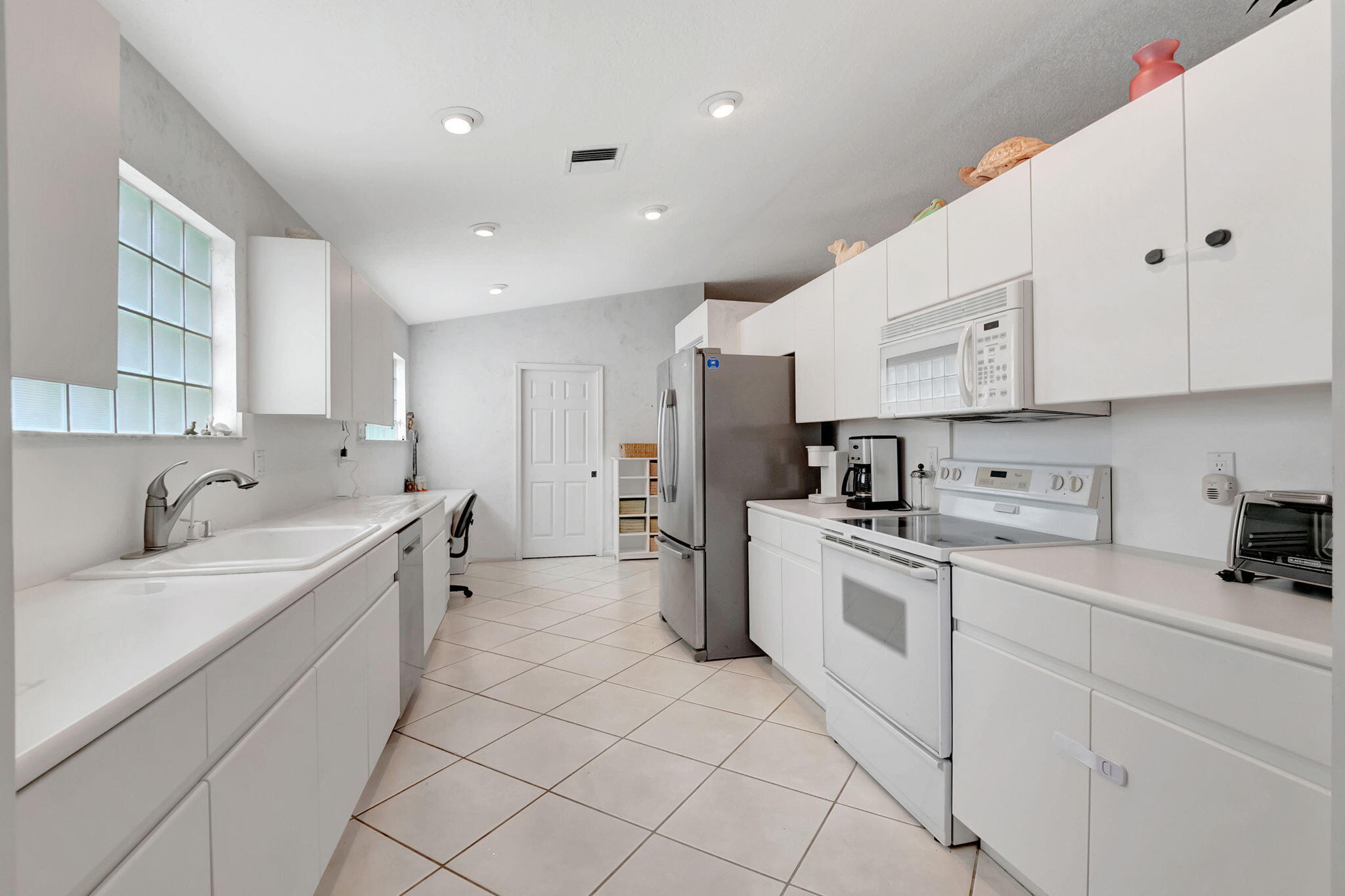 12659 Majestic Isles Drive