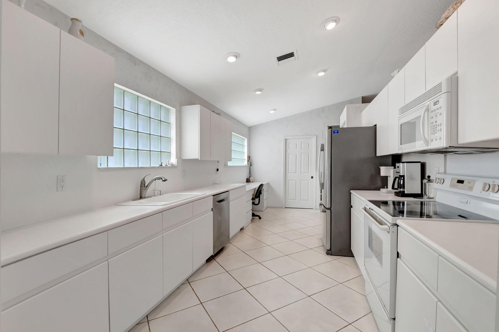 12659 Majestic Isles Drive