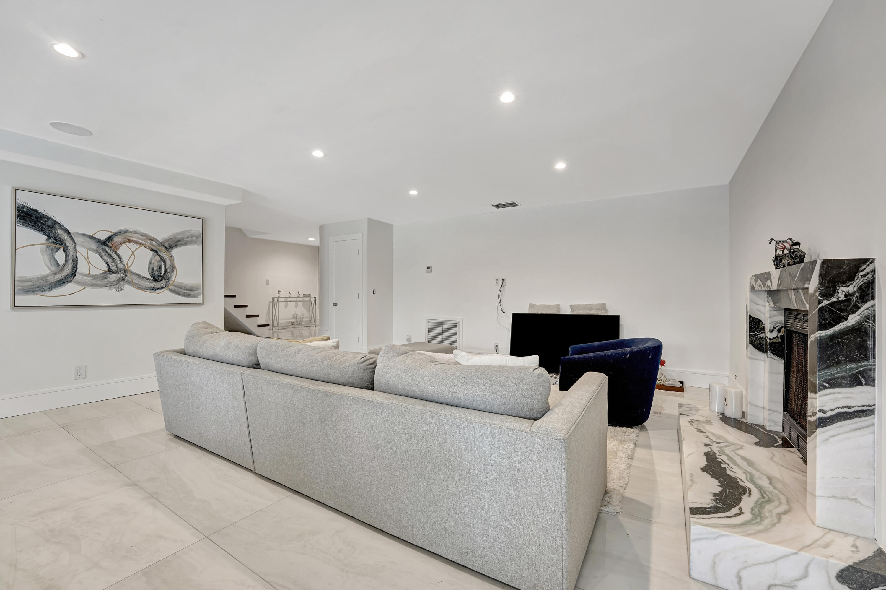 3803 NW 7th Place