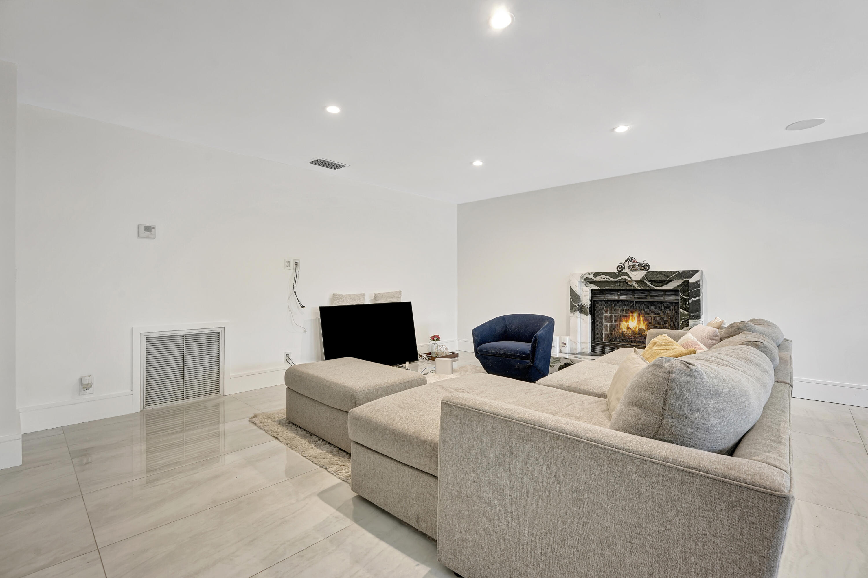 3803 NW 7th Place