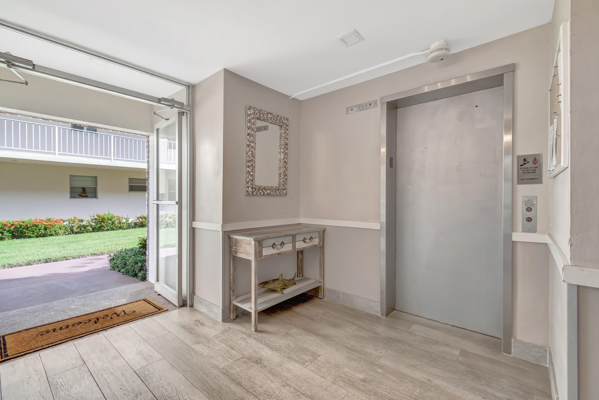 1810 New Palm Way 318