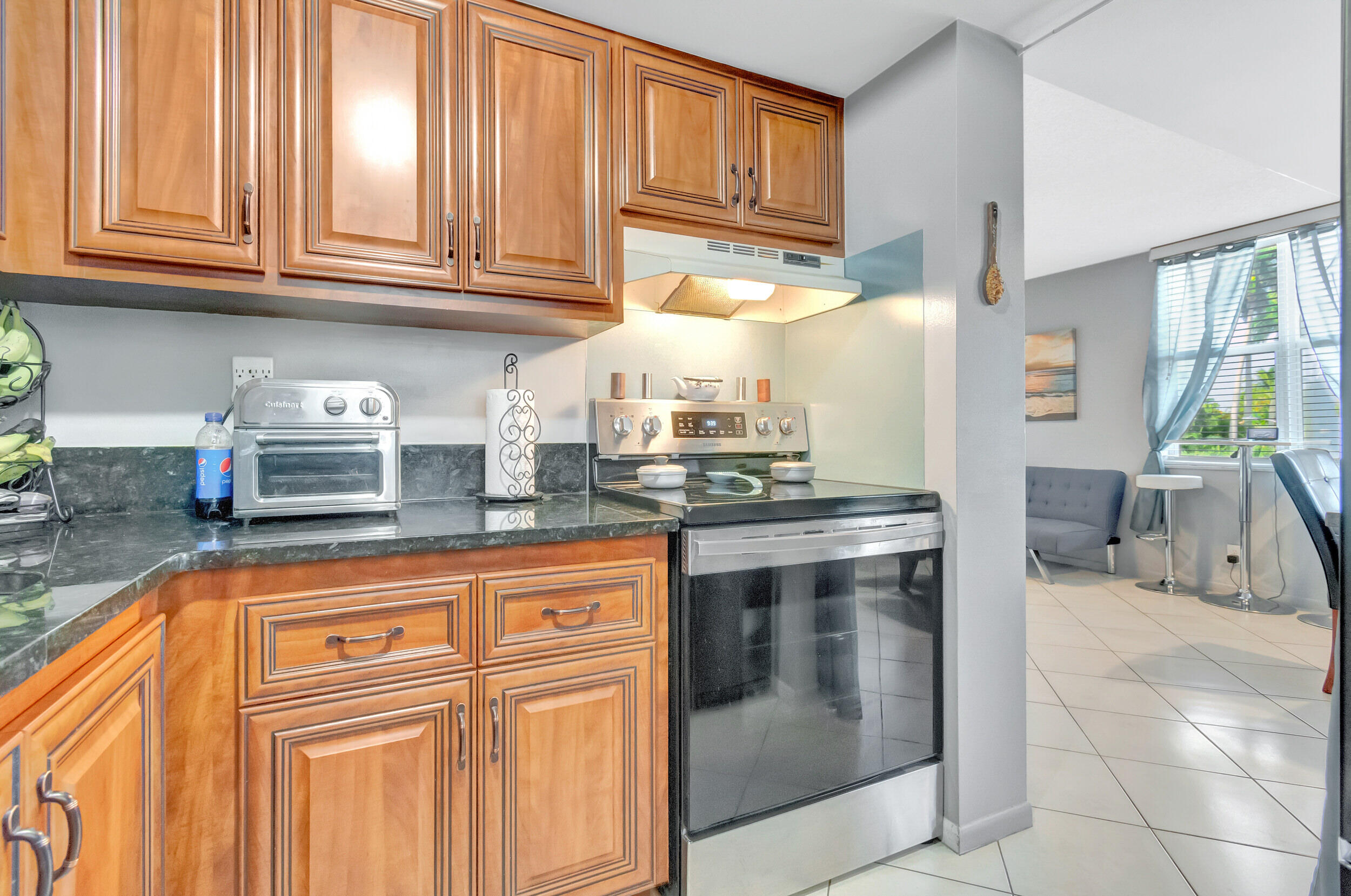 1810 New Palm Way 318