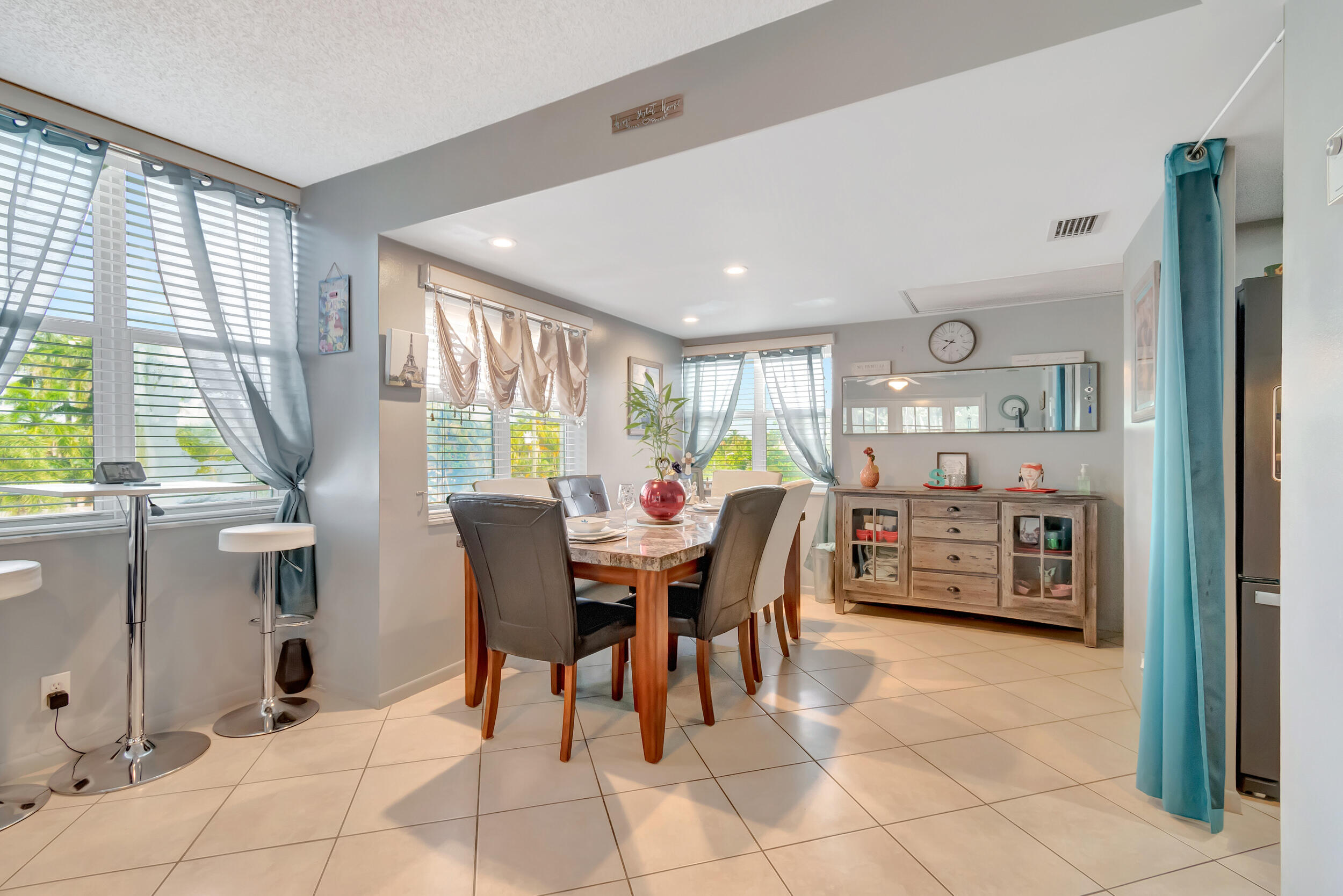 1810 New Palm Way 318