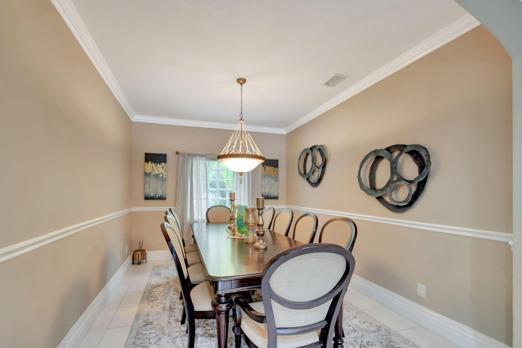 6784 Hendry Drive