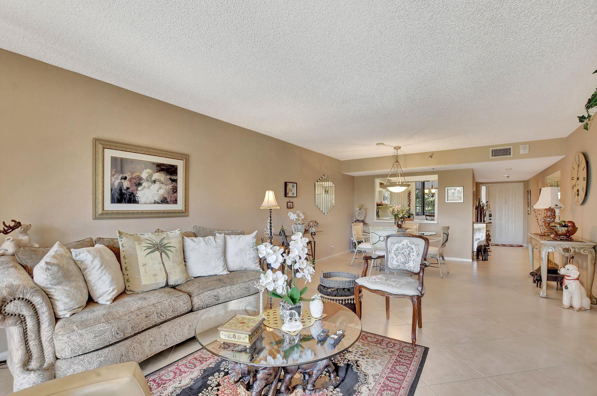 6420 Boca Del Mar 303