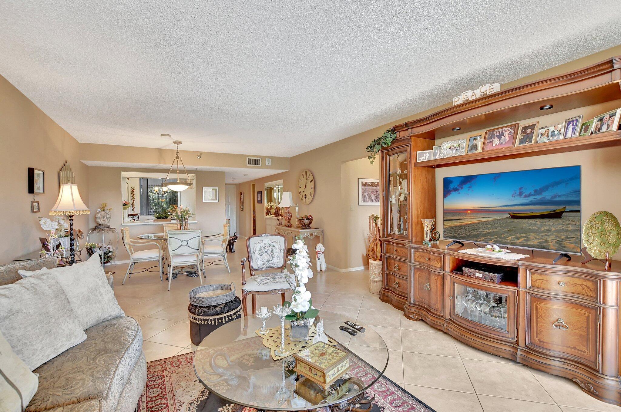 6420 Boca Del Mar 303