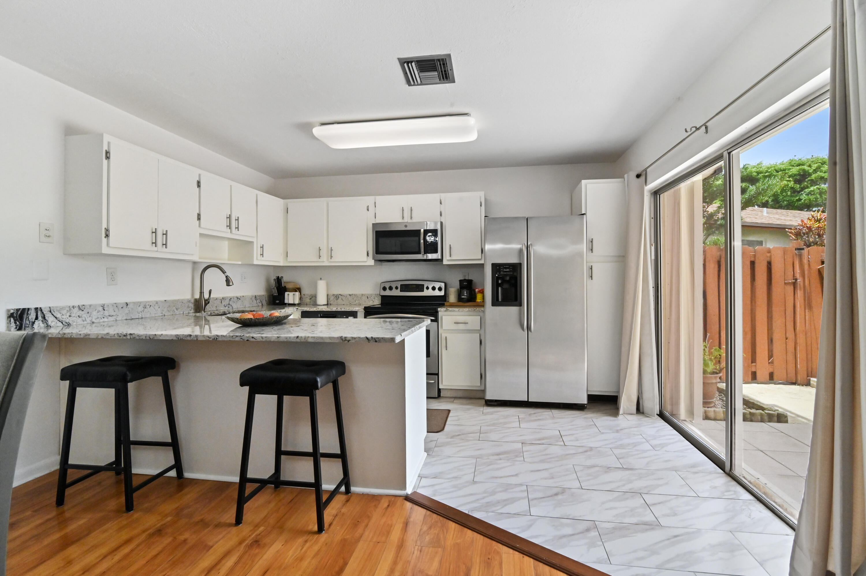 562 SE 27th Terrace