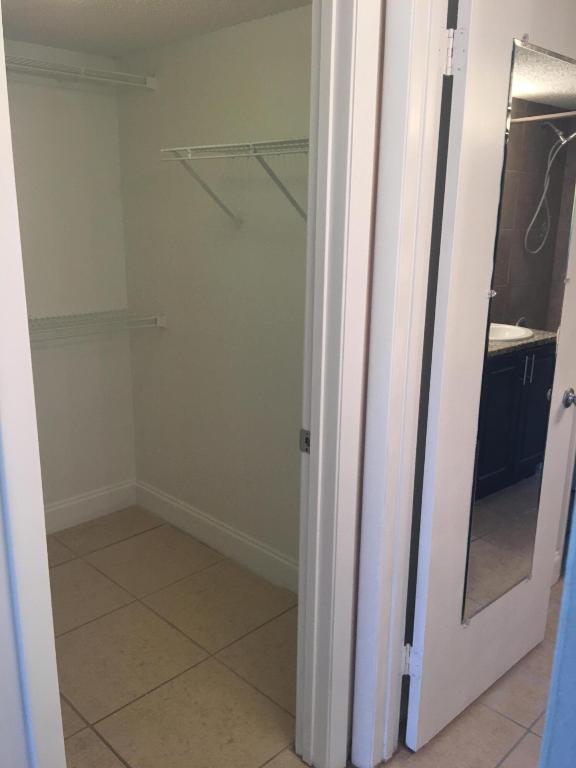 6283 La Costa Drive L