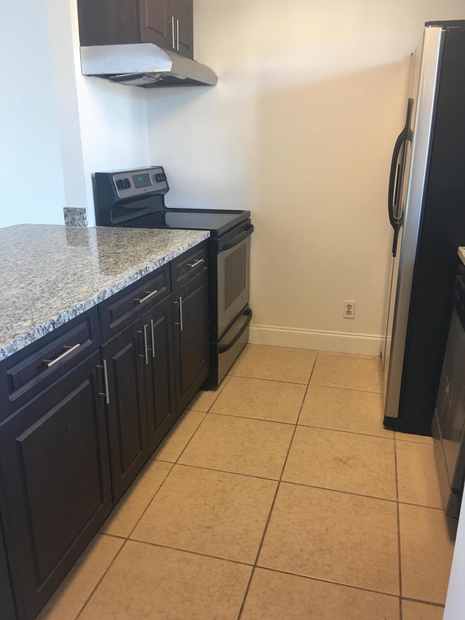 6283 La Costa Drive L