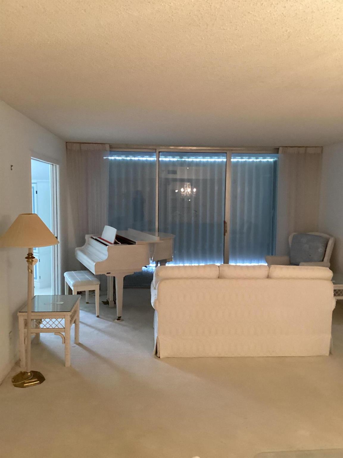 5260 NW 2 Nd Avenue 407