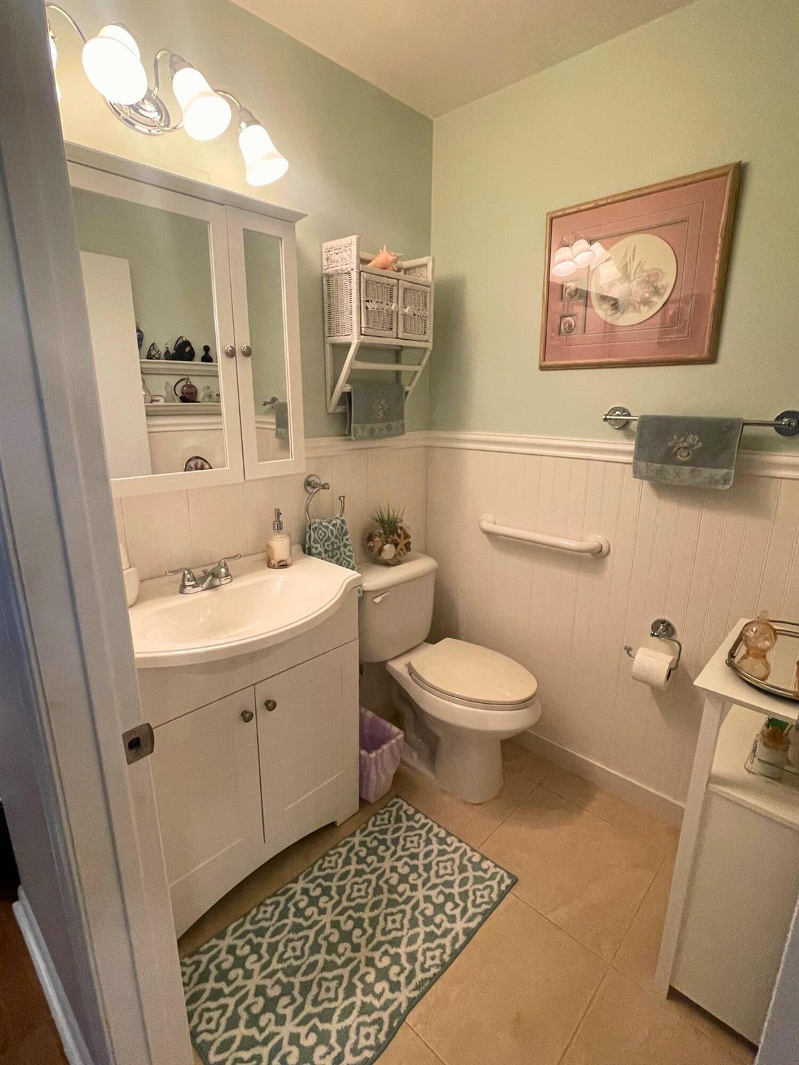 221 Pine Point Drive C