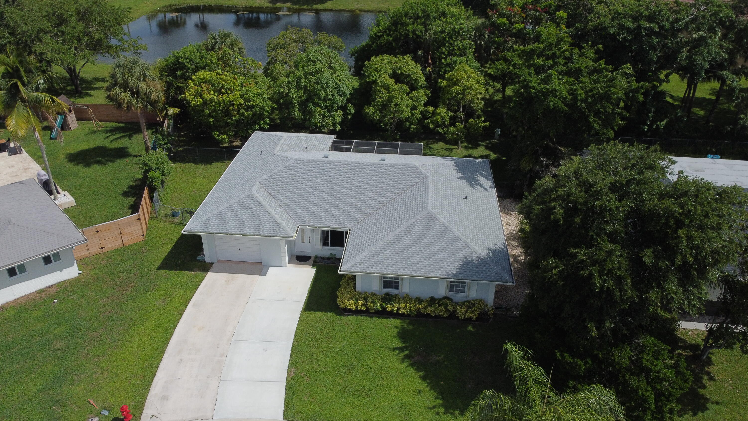 22584 Lanyard Street