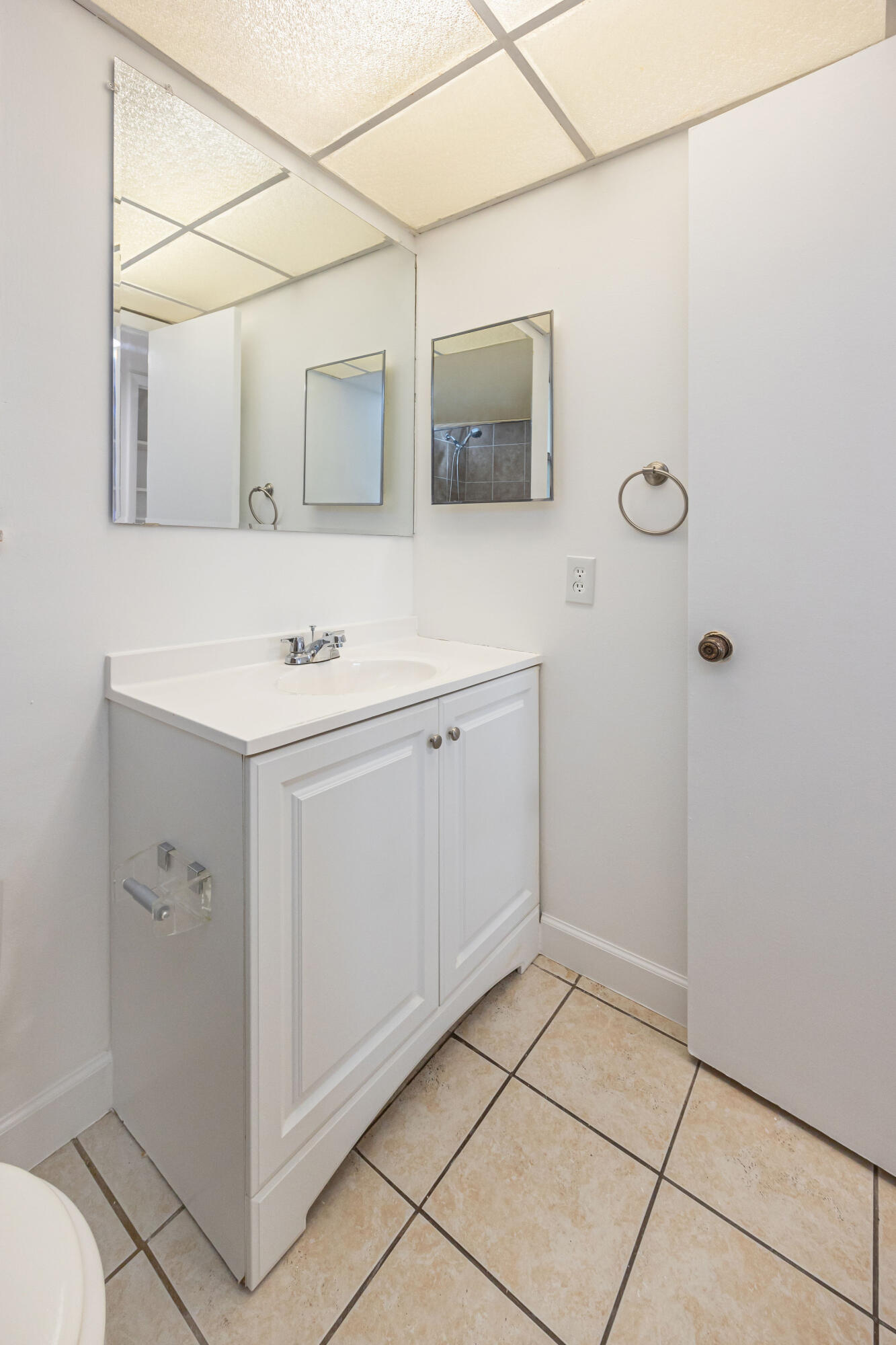 8200 Sunrise Lakes Boulevard 108, Sunrise Unit: 108