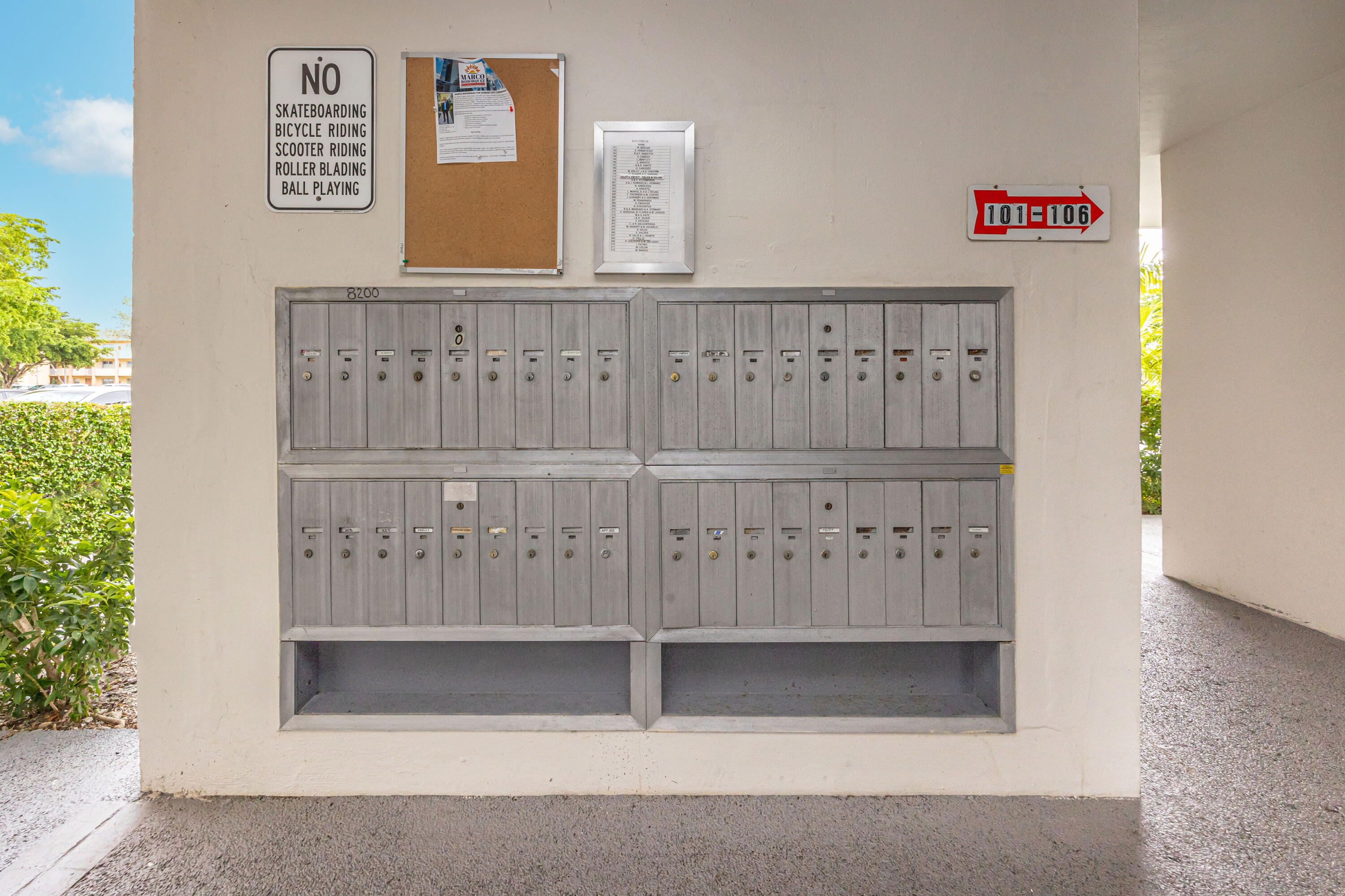 8200 Sunrise Lakes Boulevard 108, Sunrise Unit: 108