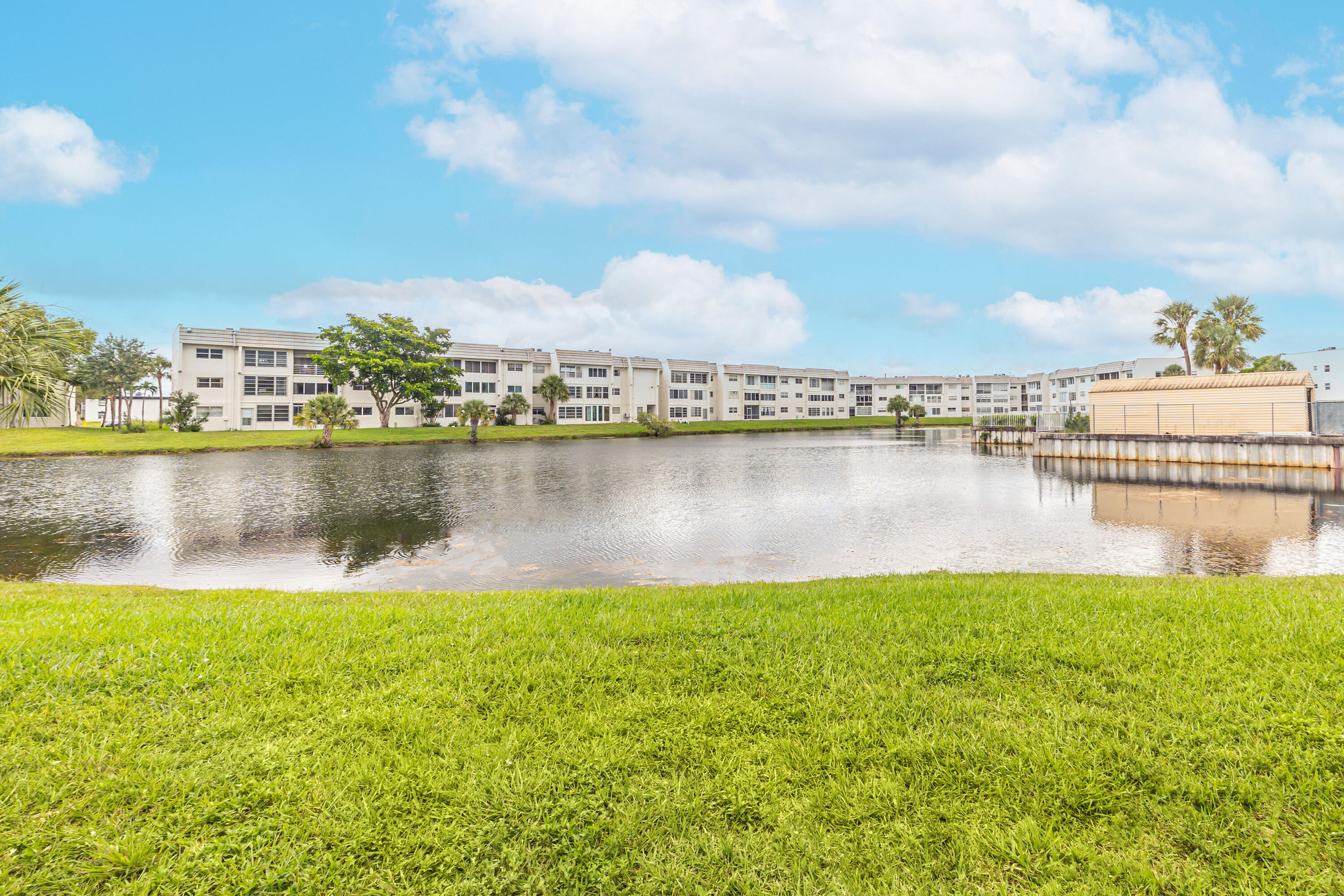 8200 Sunrise Lakes Boulevard 108, Sunrise Unit: 108