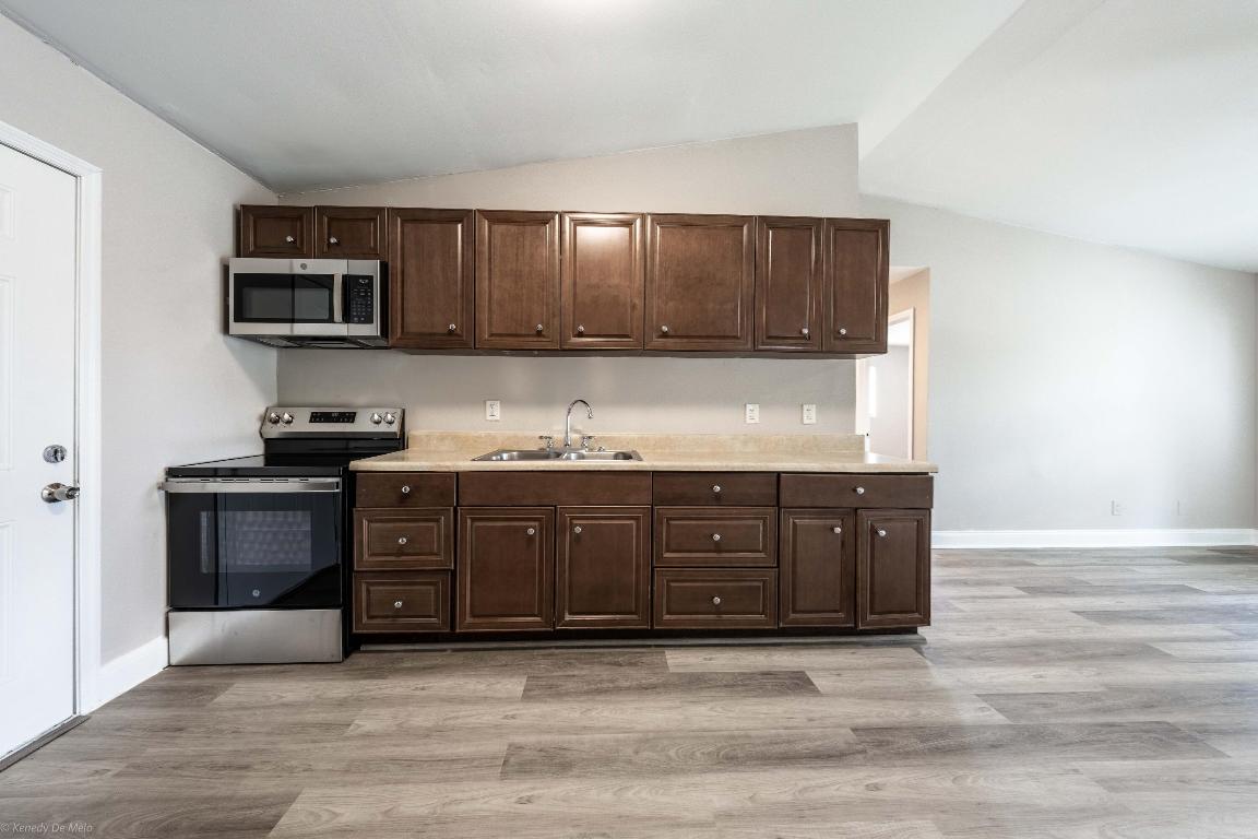 1945 Liberty Street Front, Hollywood Unit: Front