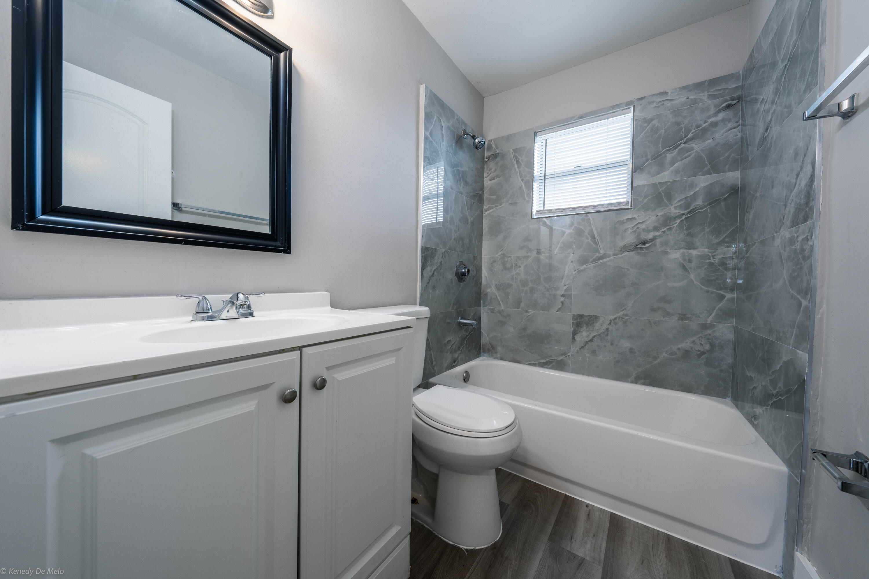 1945 Liberty Street Front, Hollywood Unit: Front