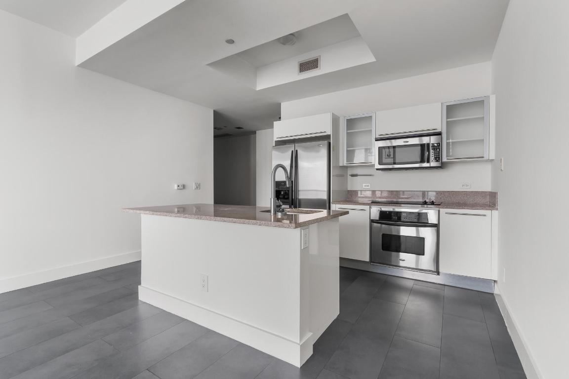 888 Biscayne Boulevard 4406