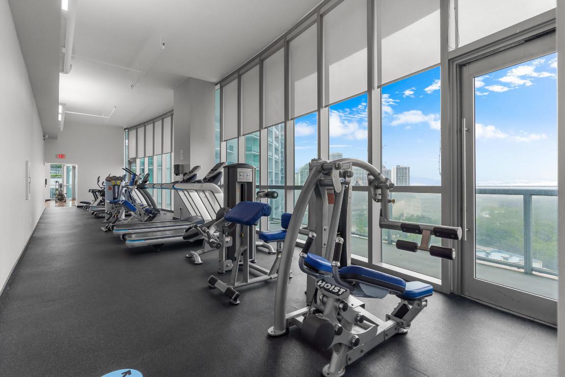 888 Biscayne Boulevard 4406