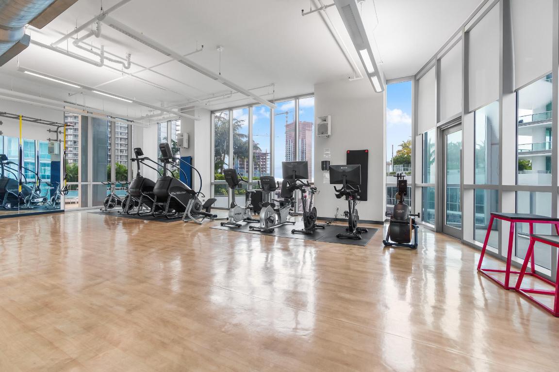 888 Biscayne Boulevard 4406