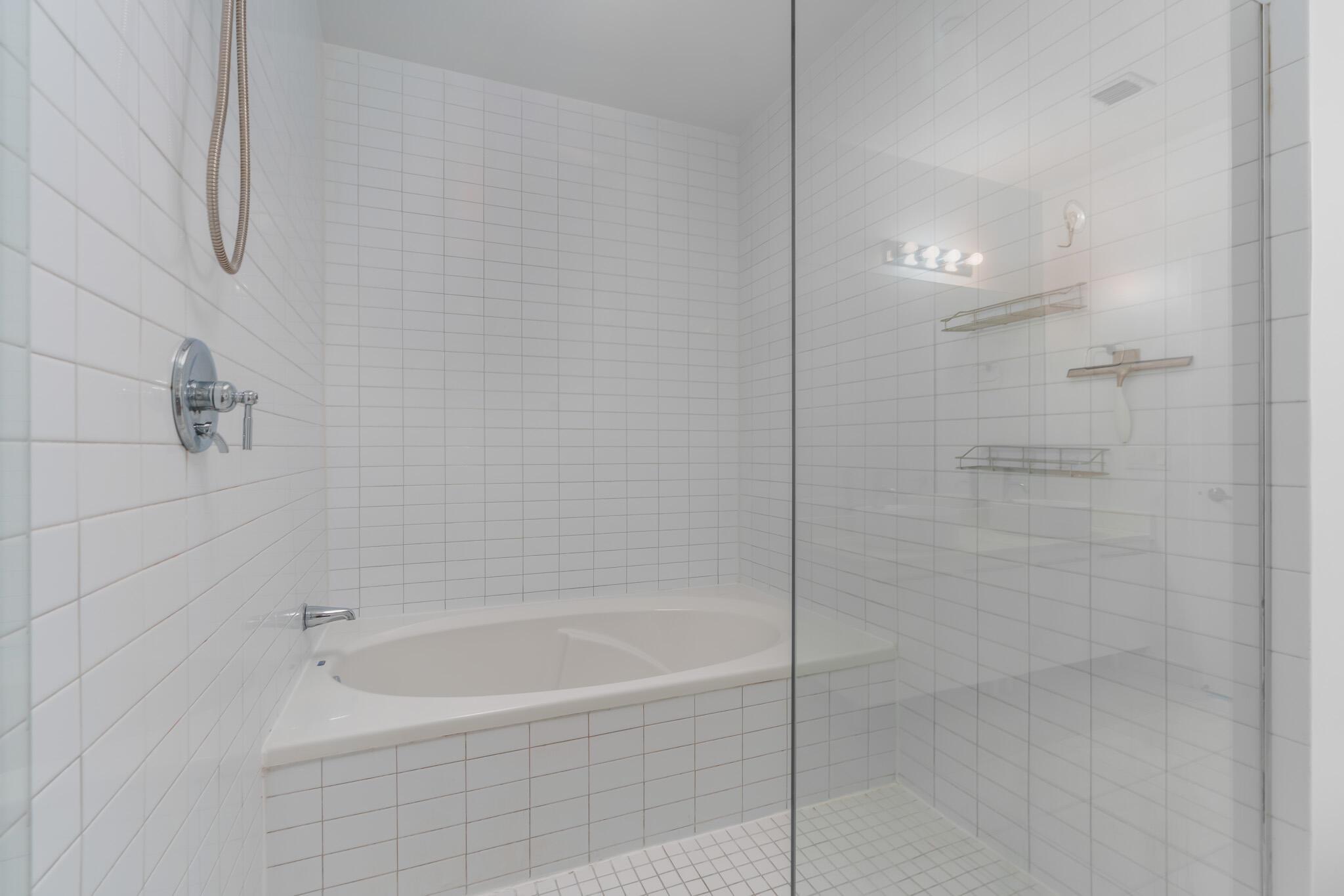 888 Biscayne Boulevard 4406