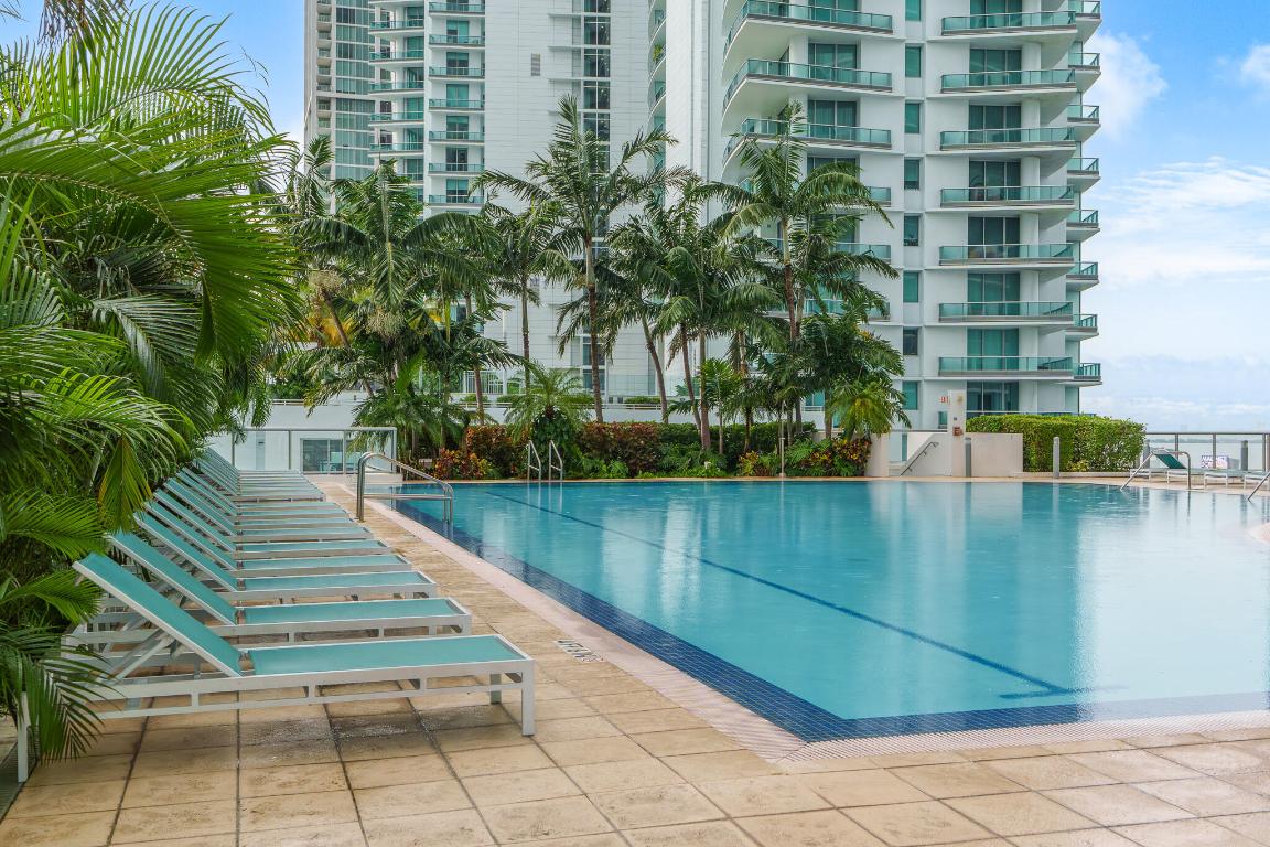 888 Biscayne Boulevard 4406