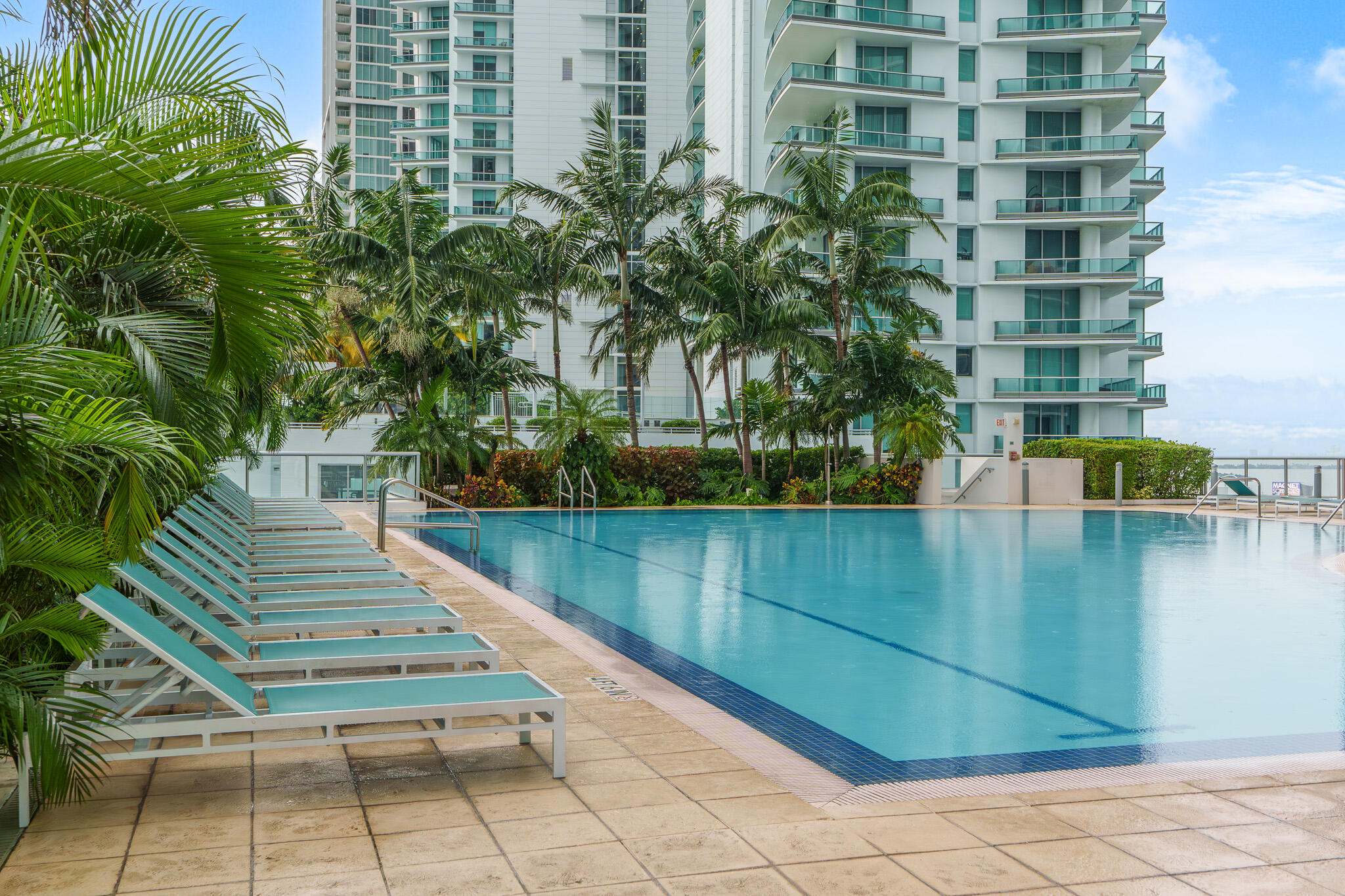 888 Biscayne Boulevard 4406