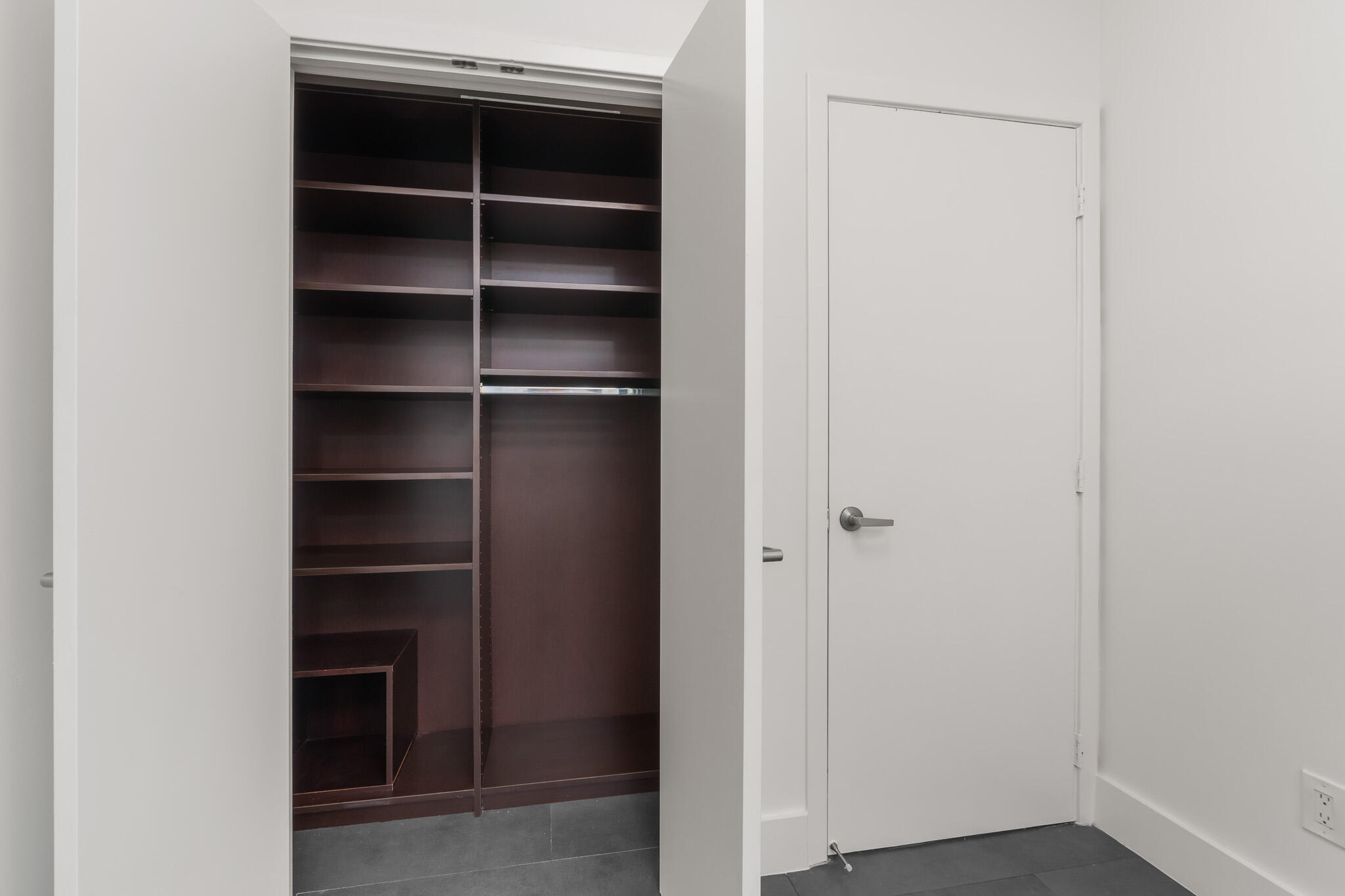 888 Biscayne Boulevard 4406