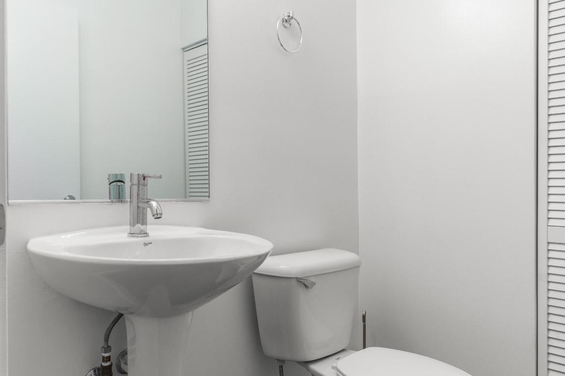 888 Biscayne Boulevard 4406