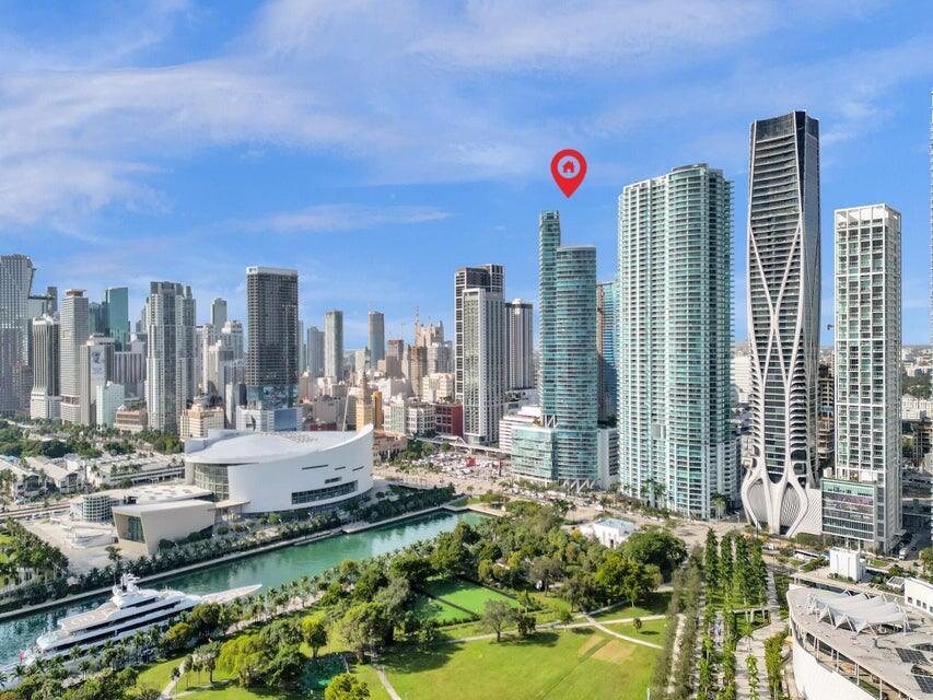 888 Biscayne Boulevard 4406