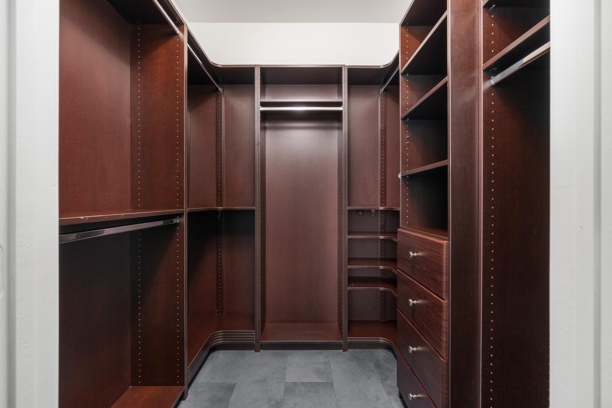 888 Biscayne Boulevard 4406