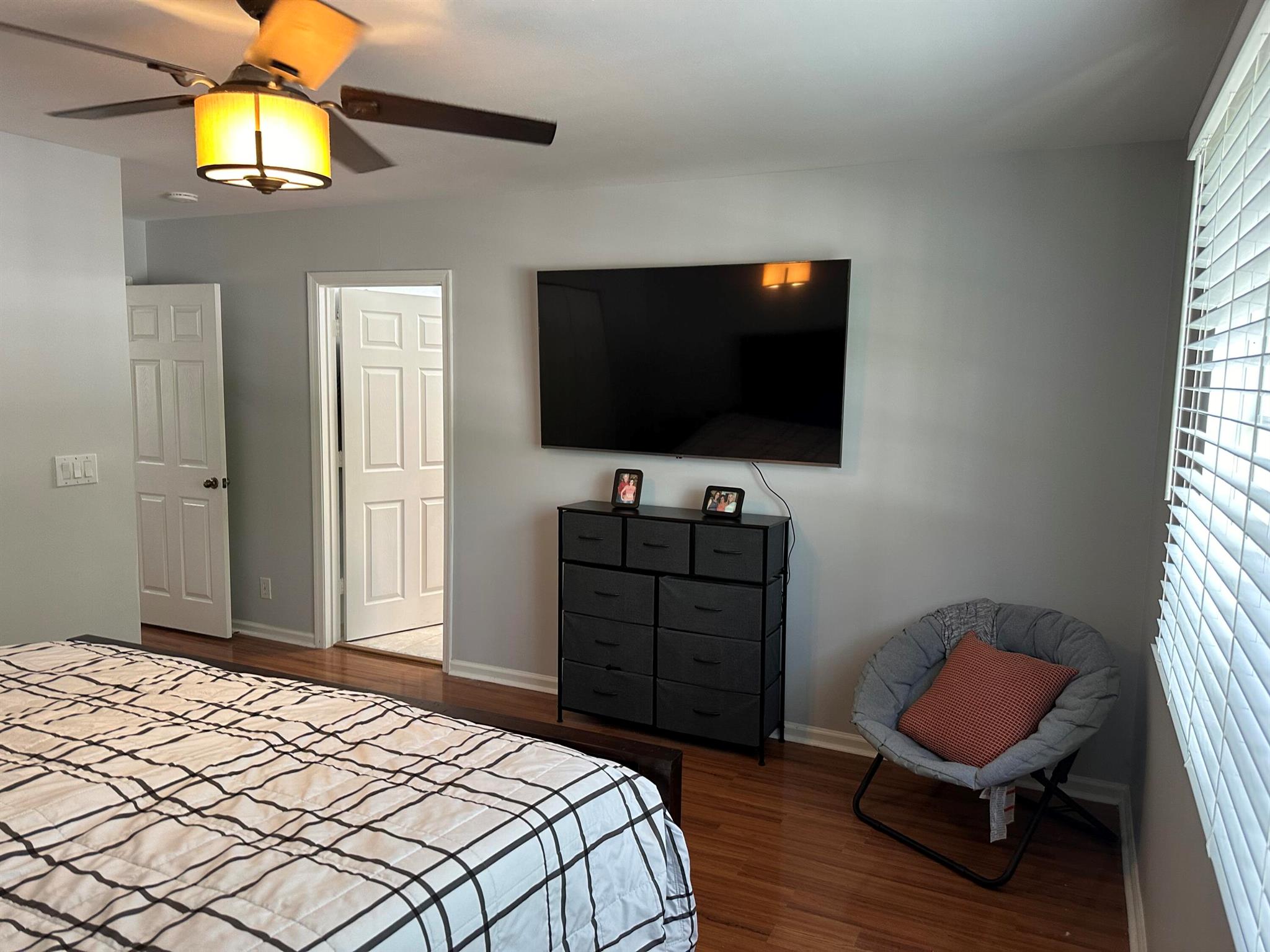 805 Imperial Lake Road