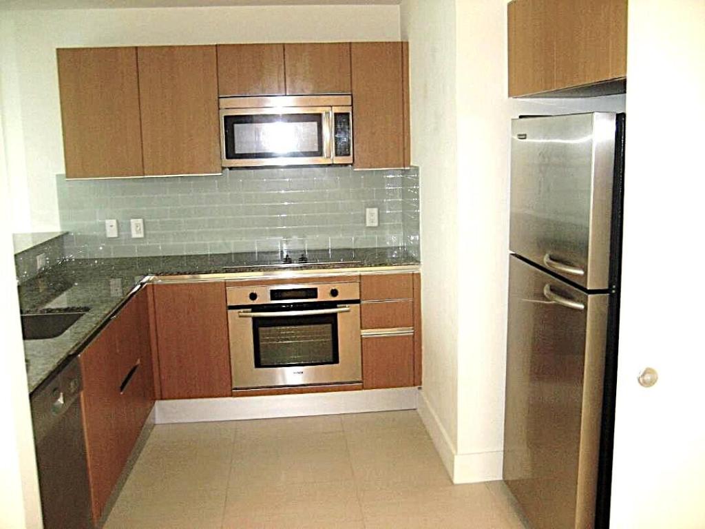 1050 Brickell Avenue 3012