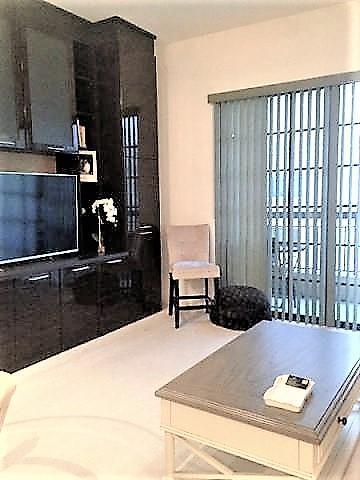 233 S Federal Highway Uph16