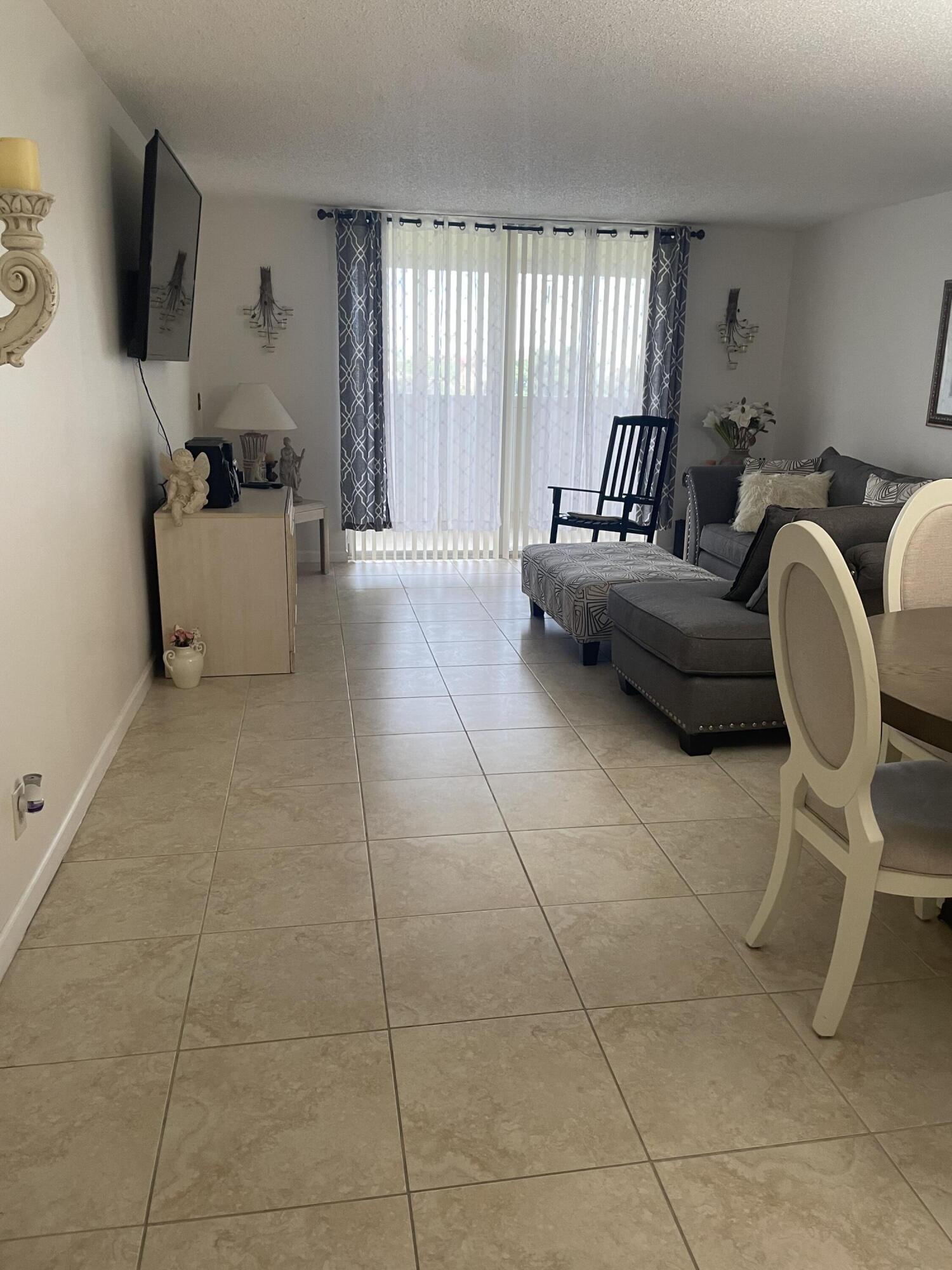 370 NW 76th Avenue 405