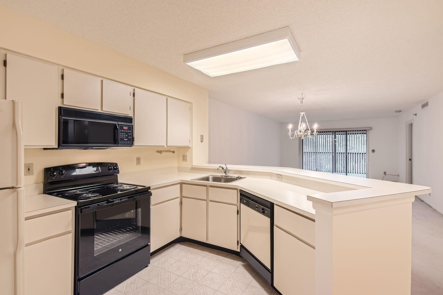 2238 N Cypress Bend Drive 302