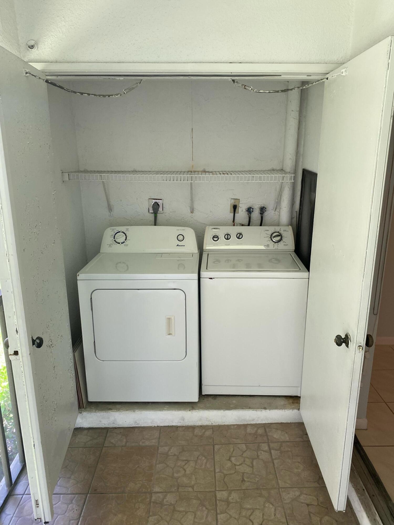 300 E Club Circle 205, Boca Raton Unit: 205