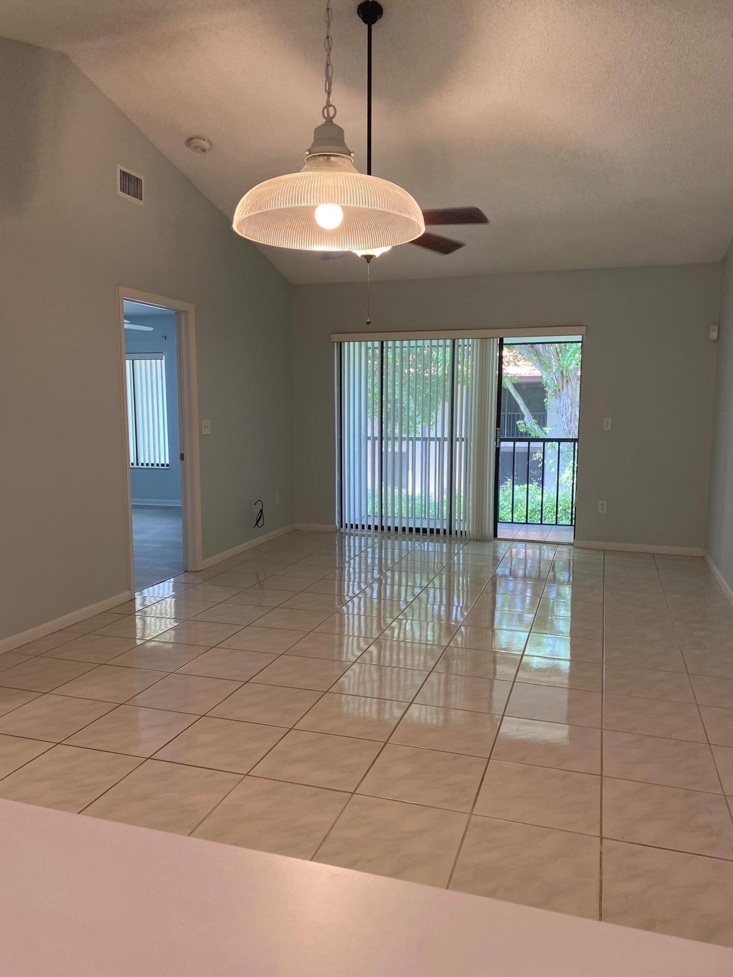 300 E Club Circle 205, Boca Raton Unit: 205