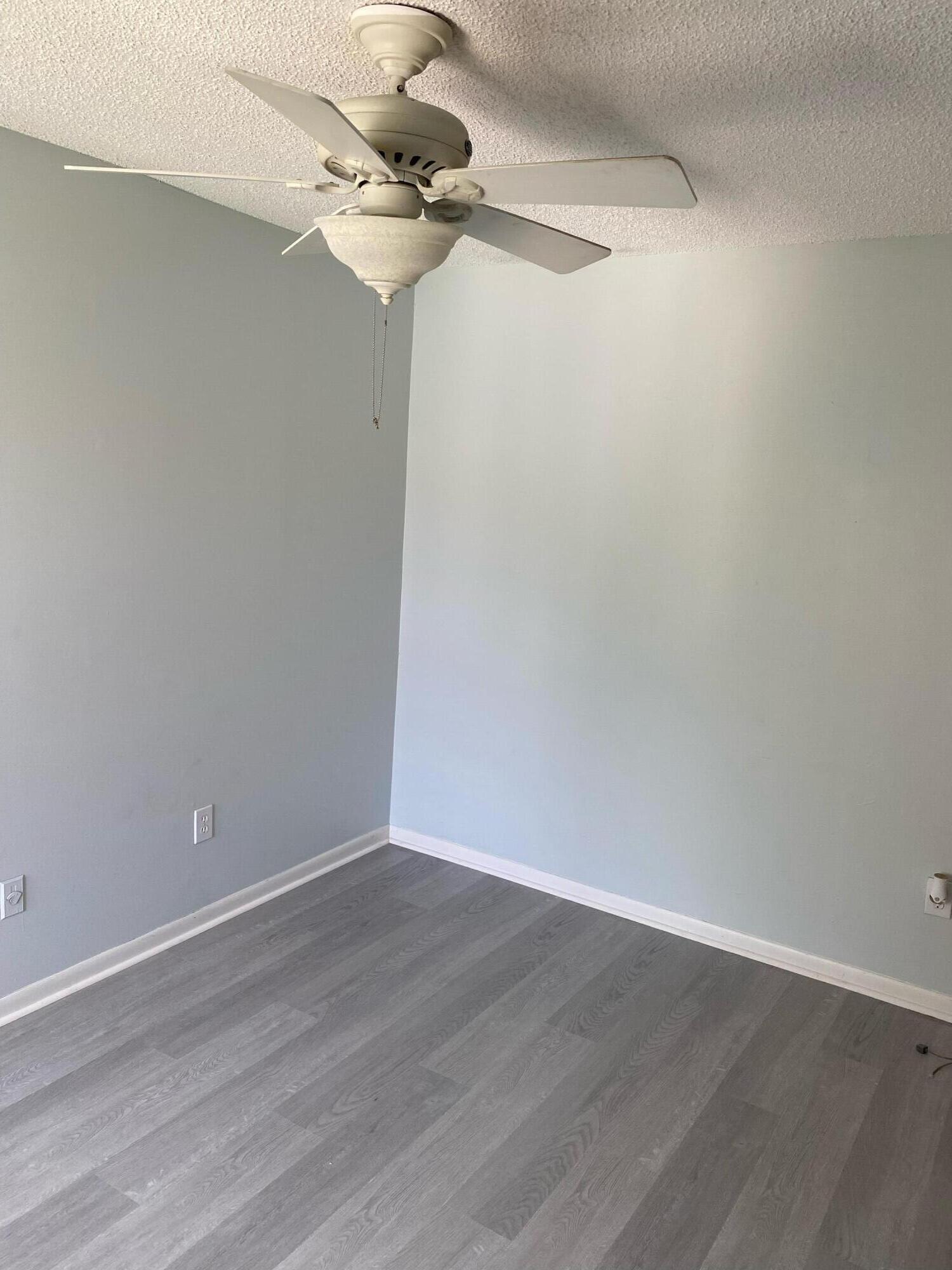 300 E Club Circle 205, Boca Raton Unit: 205