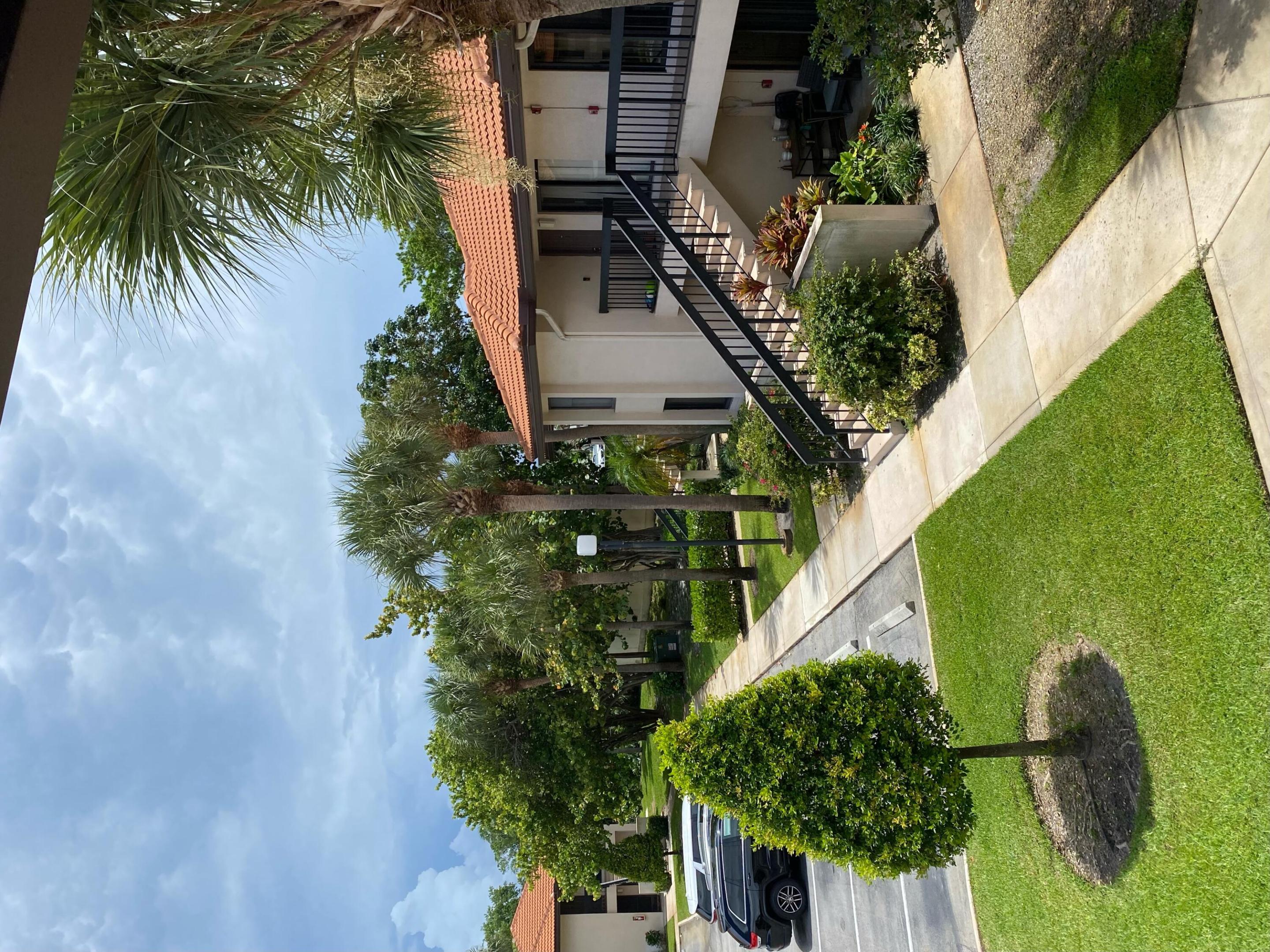 300 E Club Circle 205, Boca Raton Unit: 205